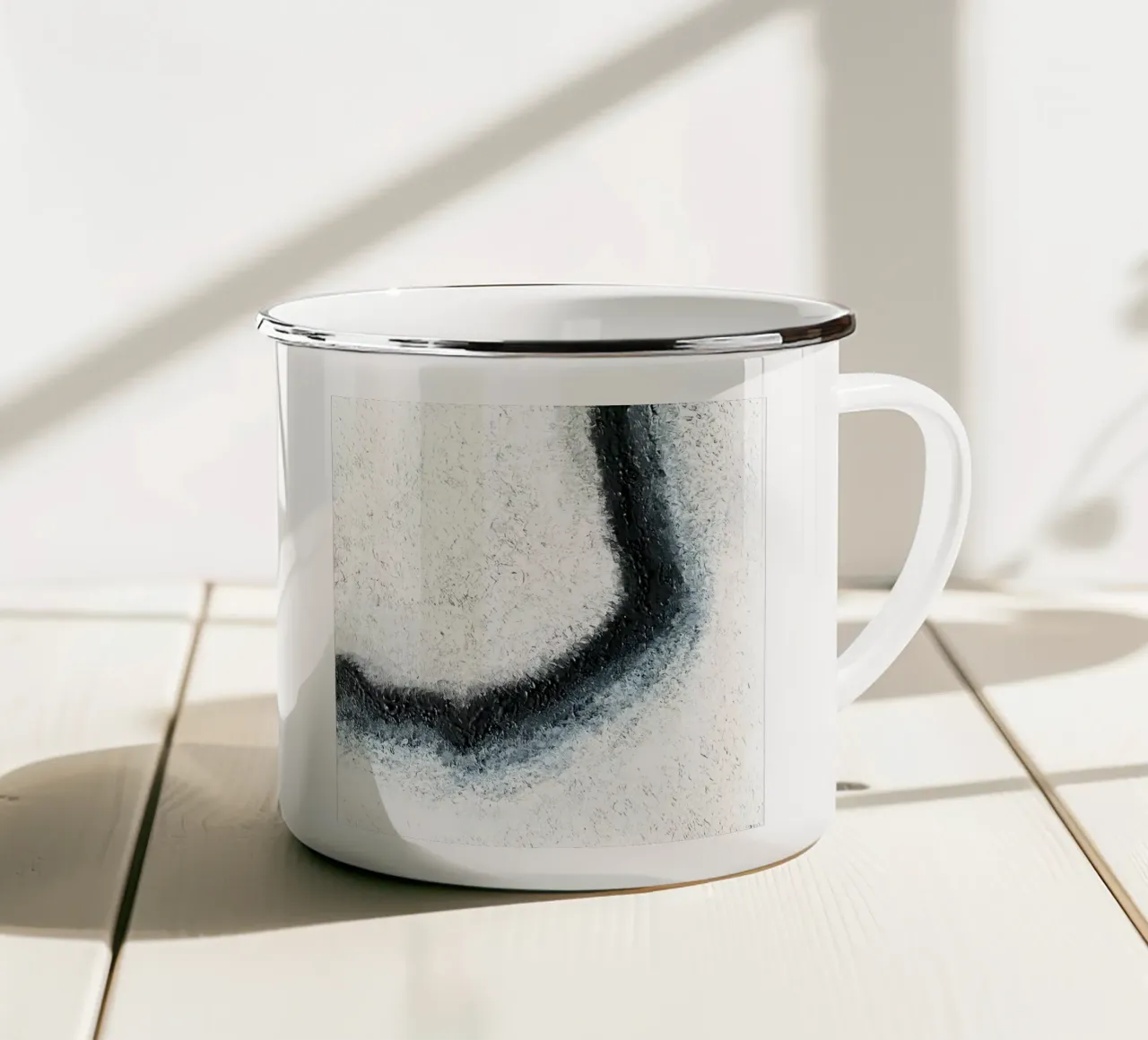 Il sotto dal sopra tazza in smalto da cykwak