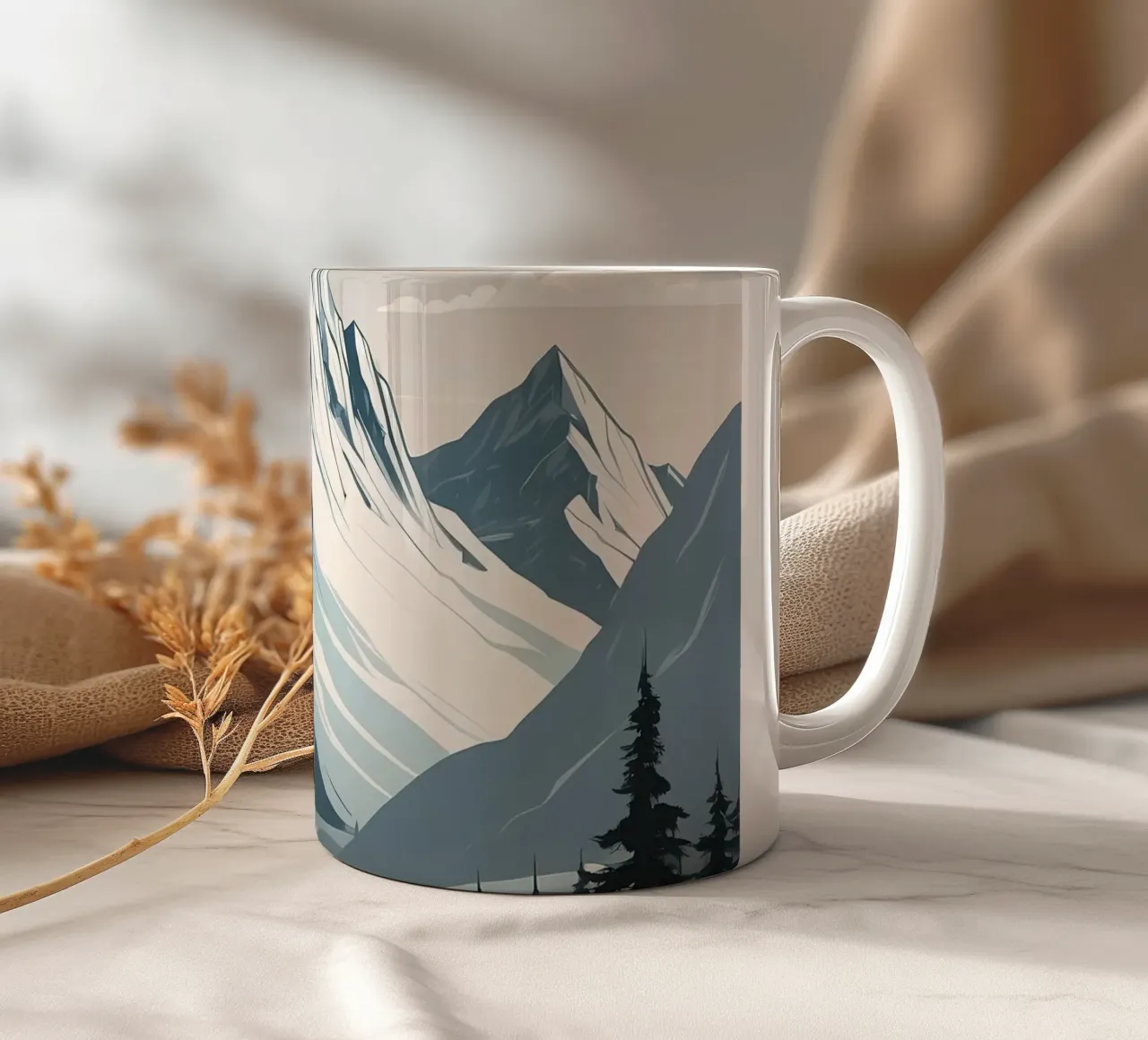 Catene montuose innevate sovrastano un lago tranquillo tazza in ceramica da DesignDoodle