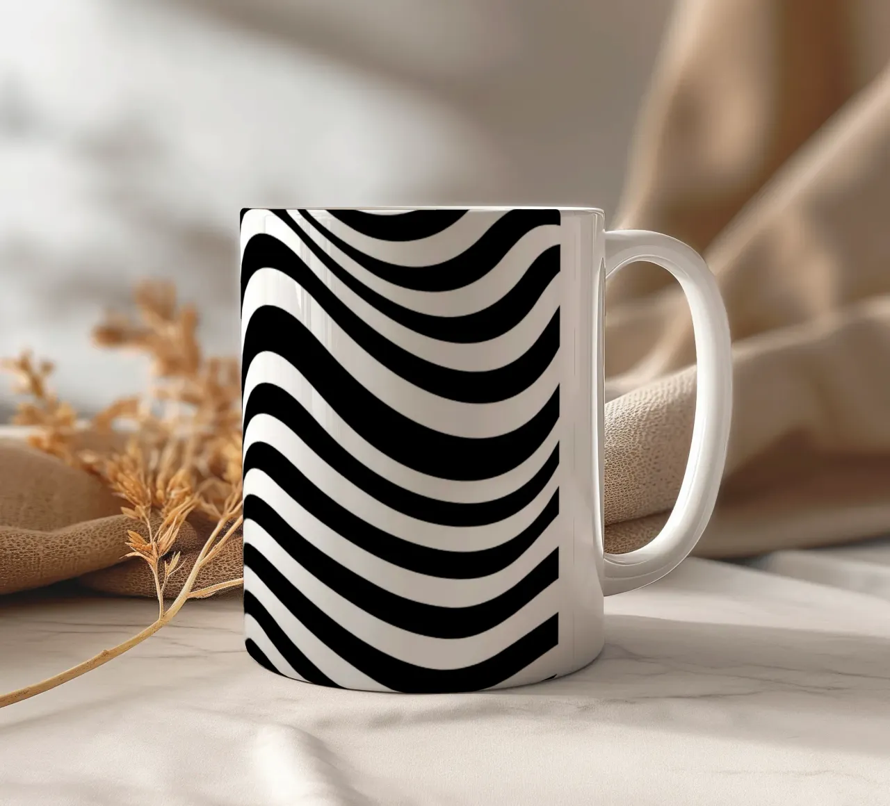 Bauhaus Waves - Poster op-art in bianco e nero moderno tazza in ceramica da Studio Vibe