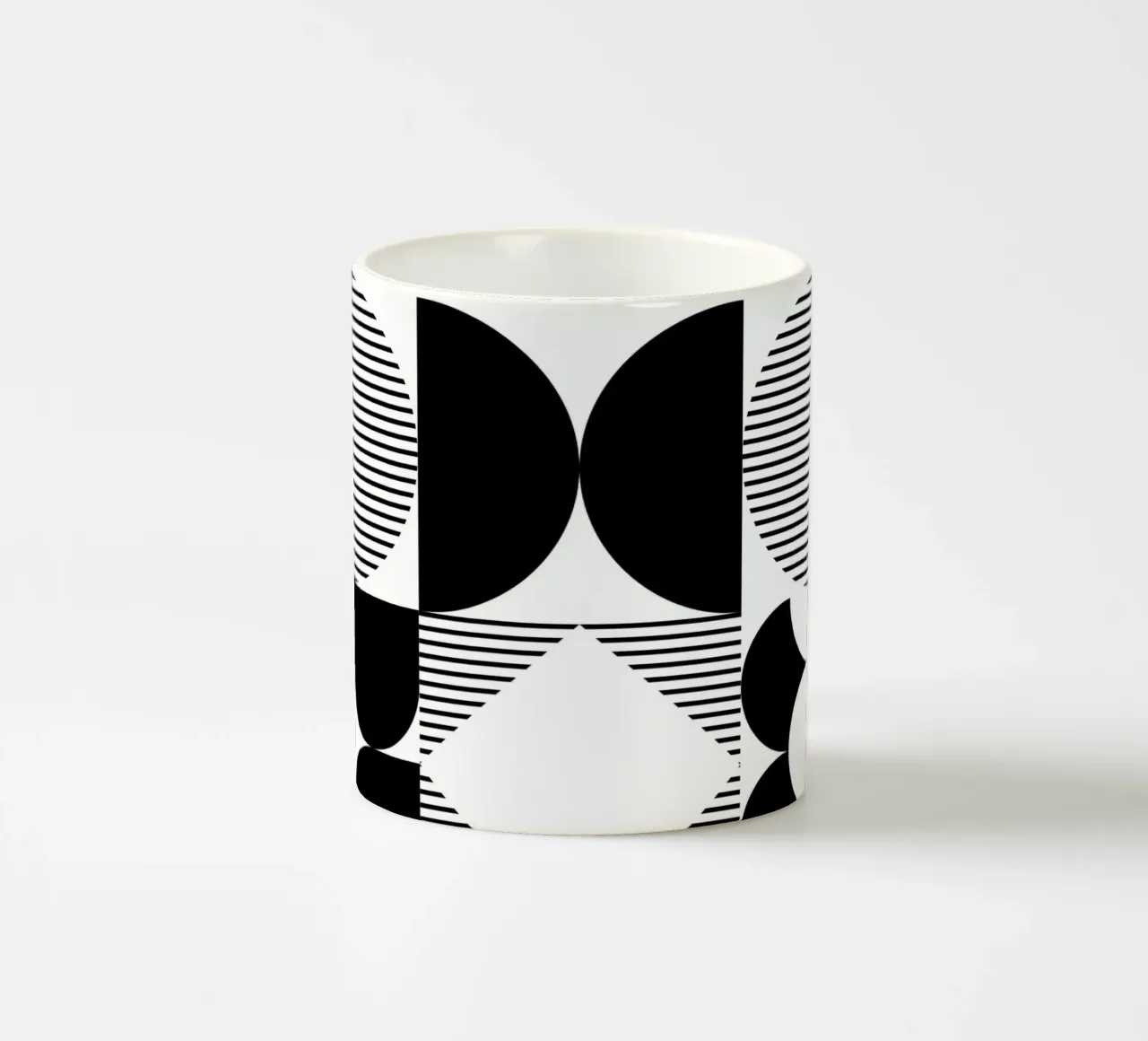 Minimal Geometrico in bianco e nero tazza in ceramica da Studio Vibe