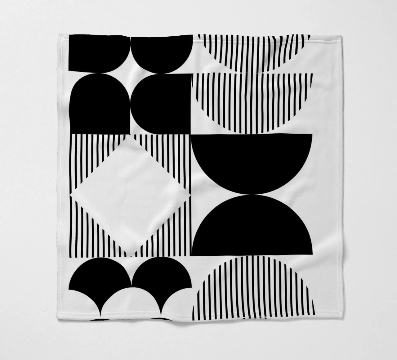 Minimal Geometric Blanco y Negro manta de franela de Studio Vibe