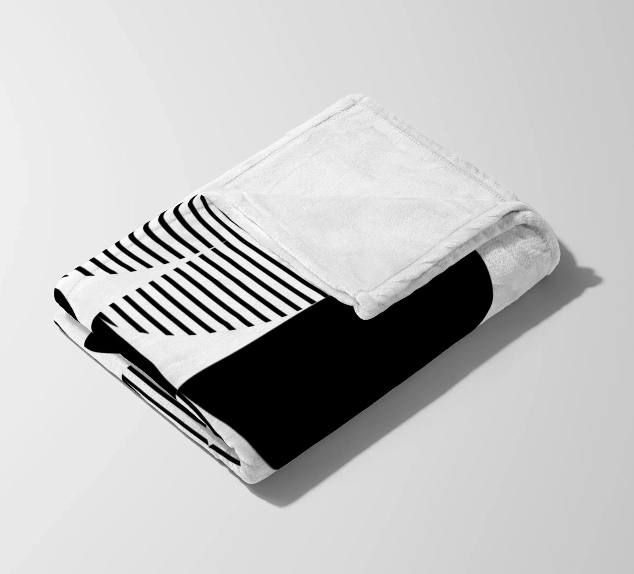 Minimal Geometrico in bianco e nero coperta in pile da Studio Vibe