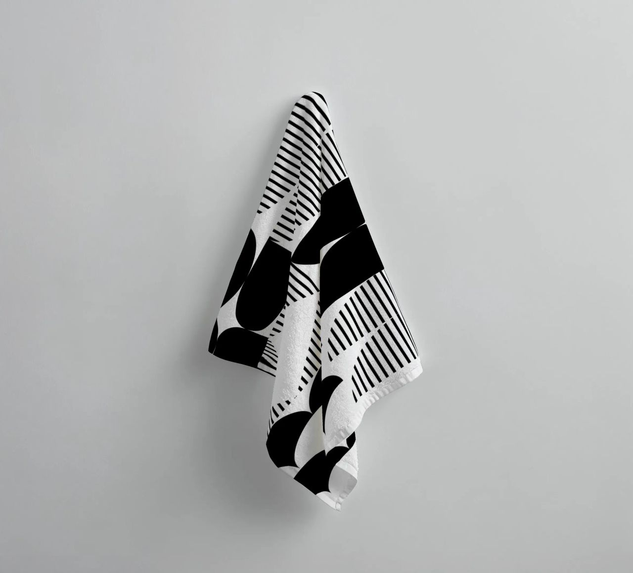 Minimalistisch geometrisch Schwarz & Weiß Handtuch von Studio Vibe