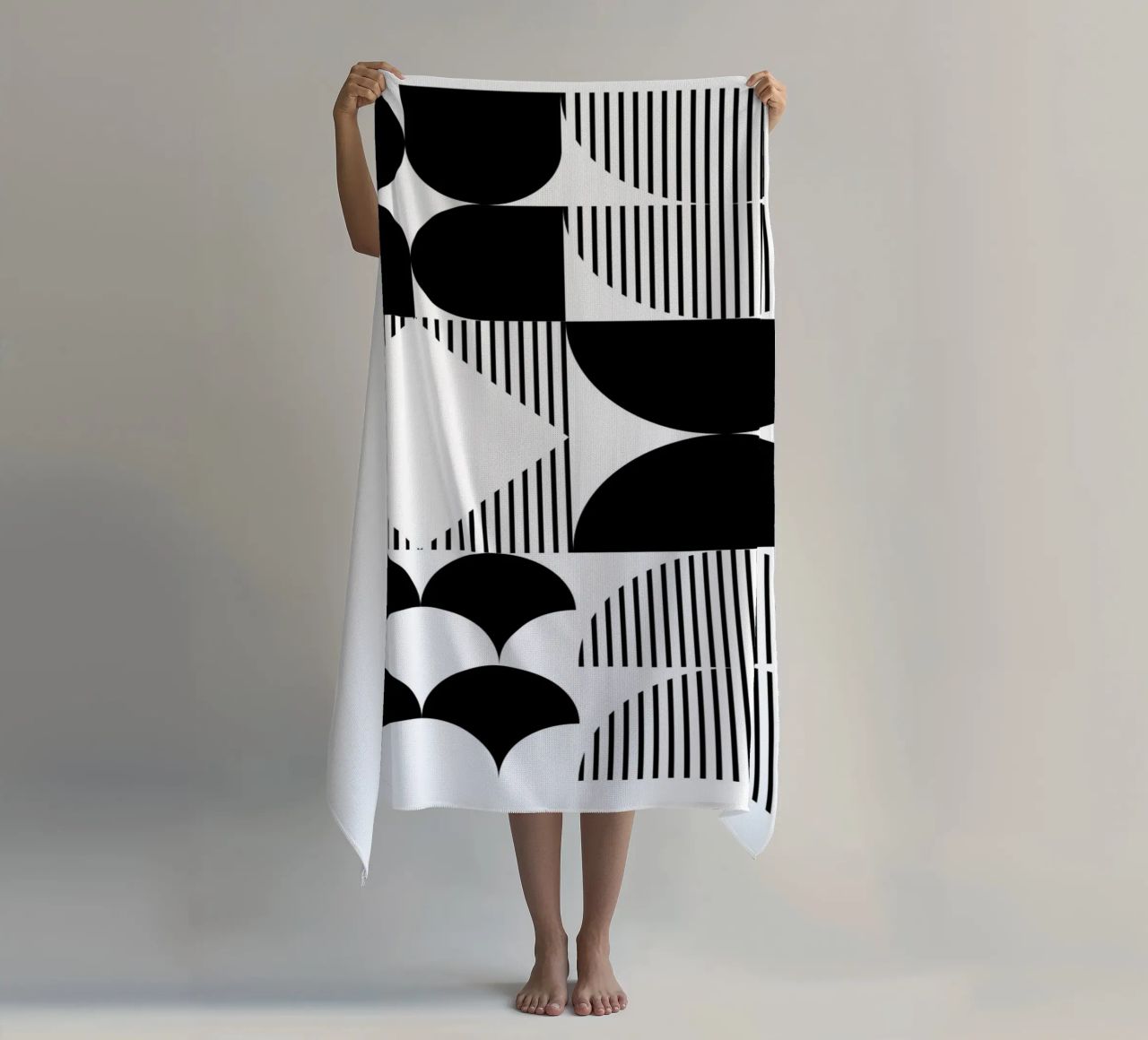 Minimal Geometrico in bianco e nero telo mare da Studio Vibe
