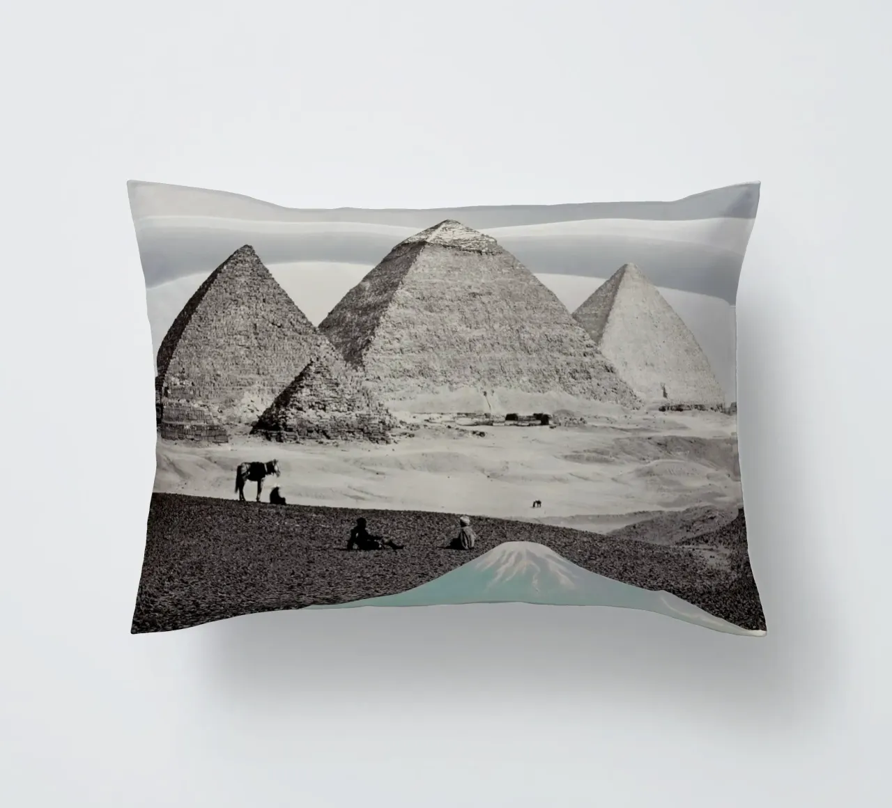 Elsewhere All At Once | Press Play Art Print Collage Remix cuscino da Press Play Art Prints