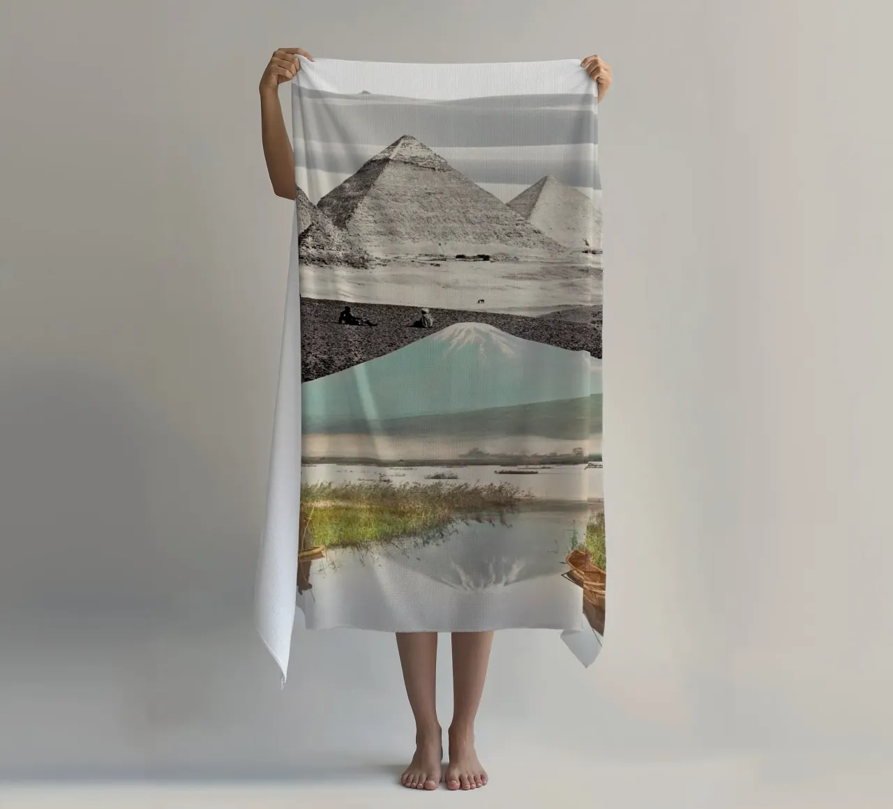 Elsewhere All At Once | Press Play Art Print Collage Remix telo mare da Press Play Art Prints