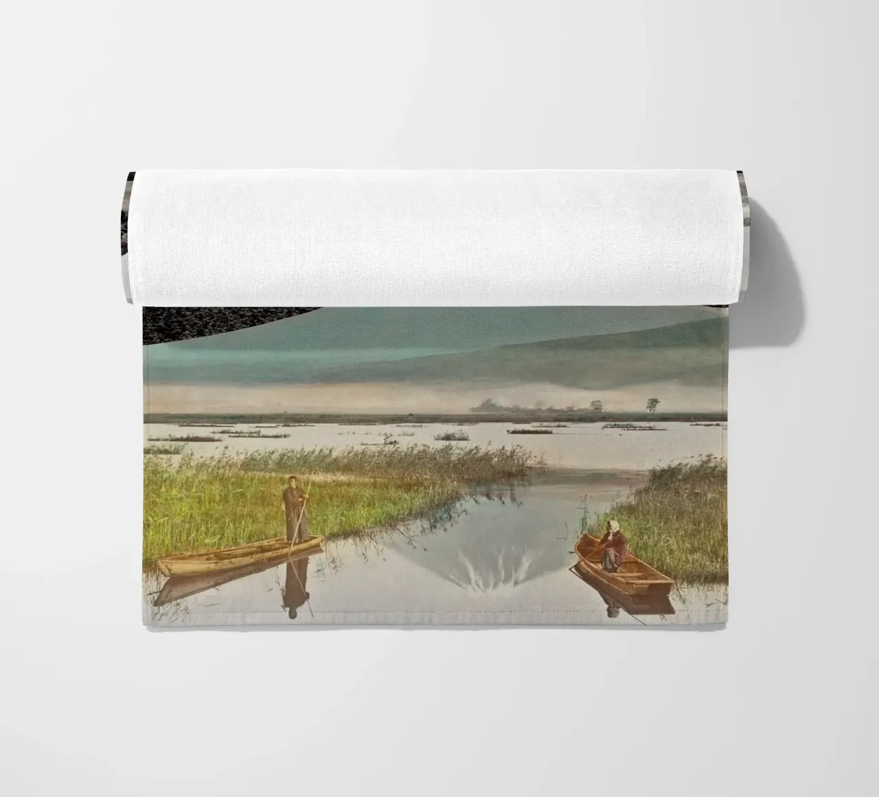 Elsewhere All At Once | Press Play Art Print Collage Remix telo mare da Press Play Art Prints