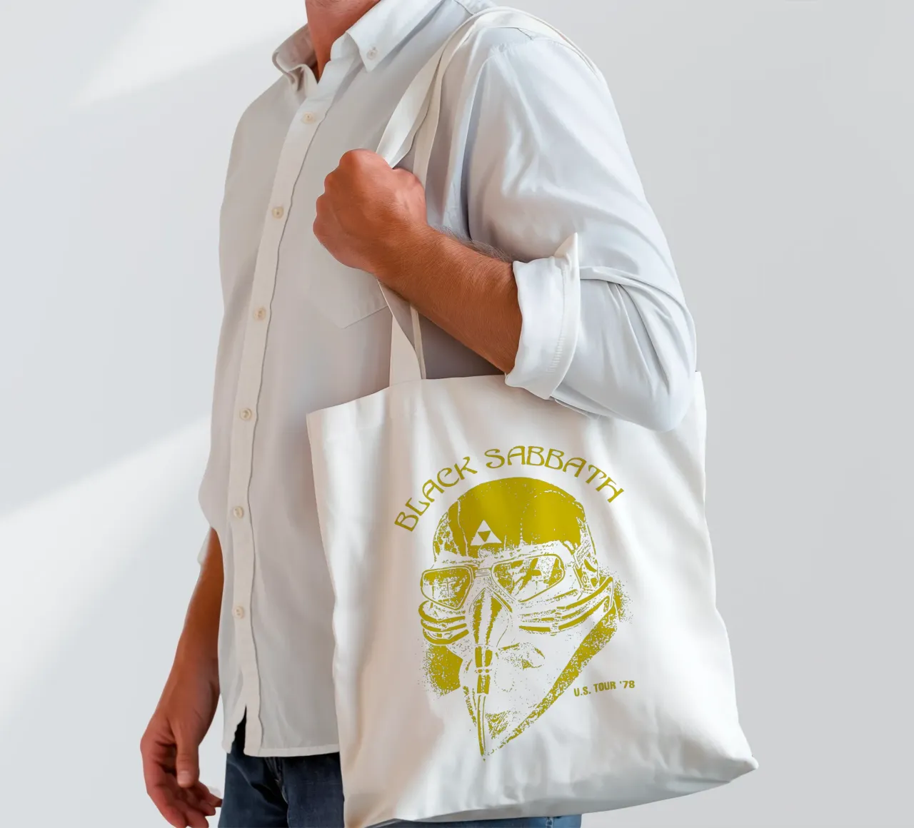 Black Sabbath U.S. Tour 78 tote bag by myxzyptlx