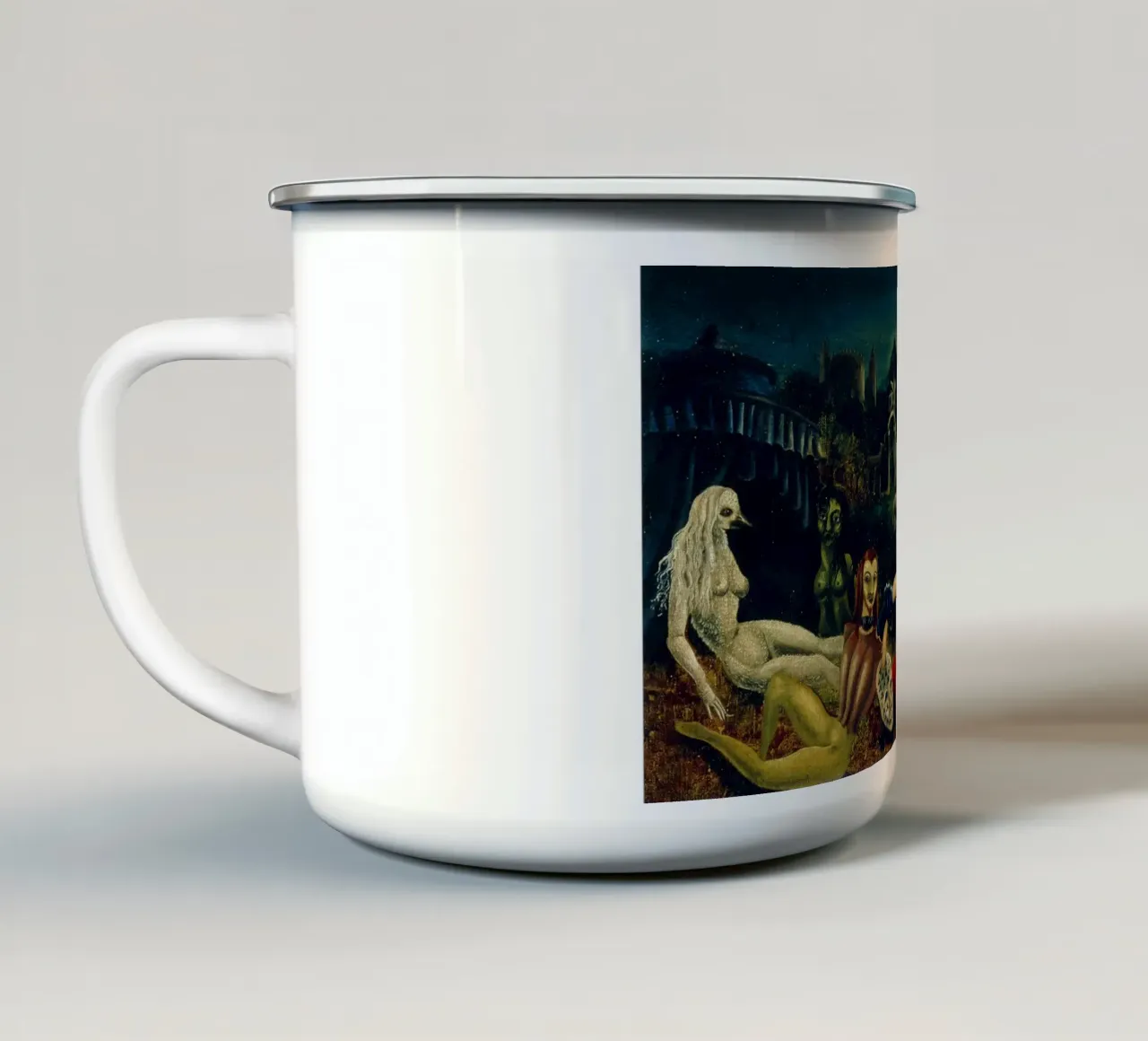 Leonora Carrington Down Below tazza in smalto da Kunze Gallery