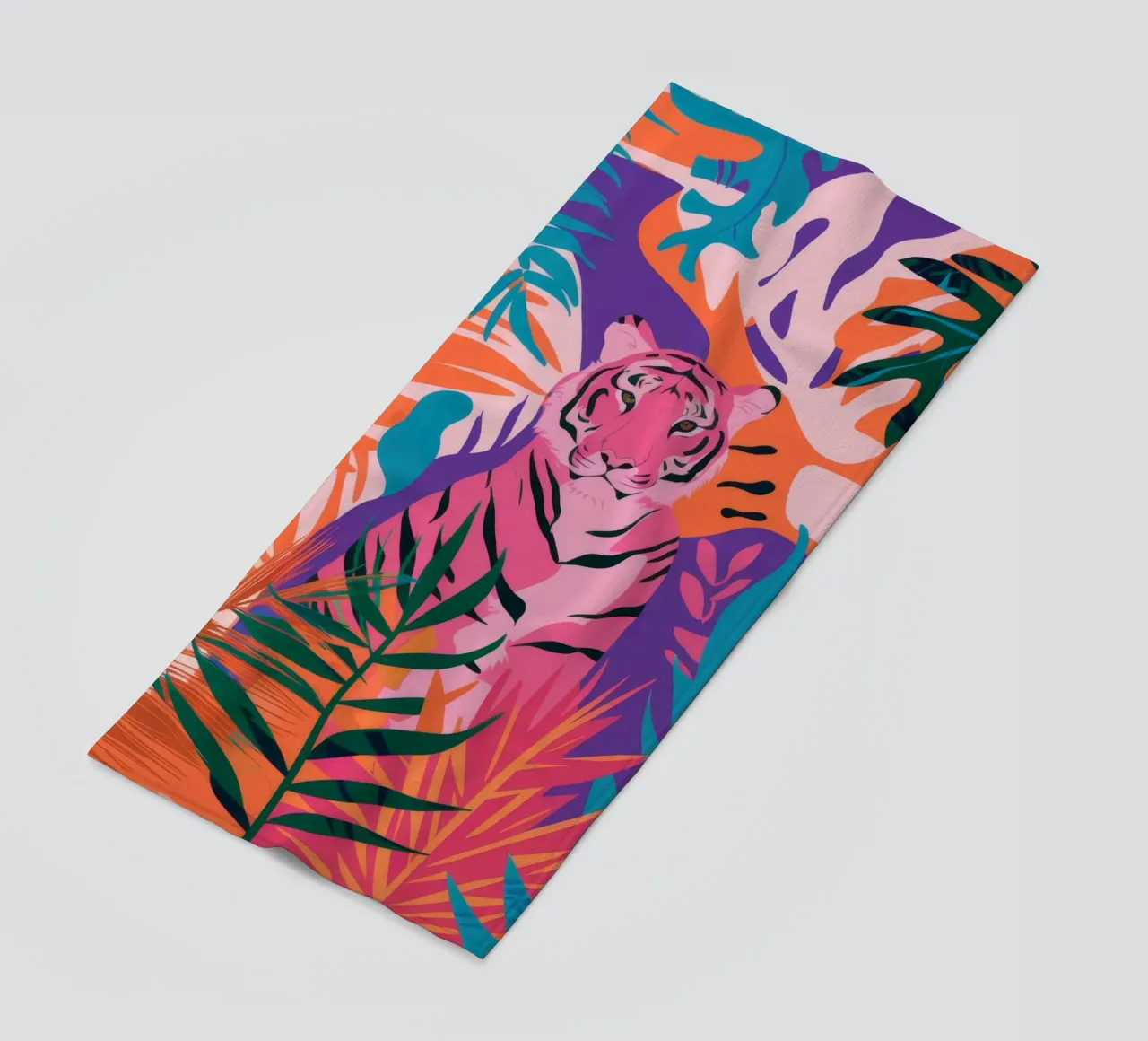 Dschungelblick des Tigers Strandtuch von Paez Harmony