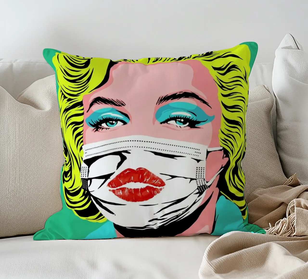 Masked-bombshell cuscino da Butcher Billy