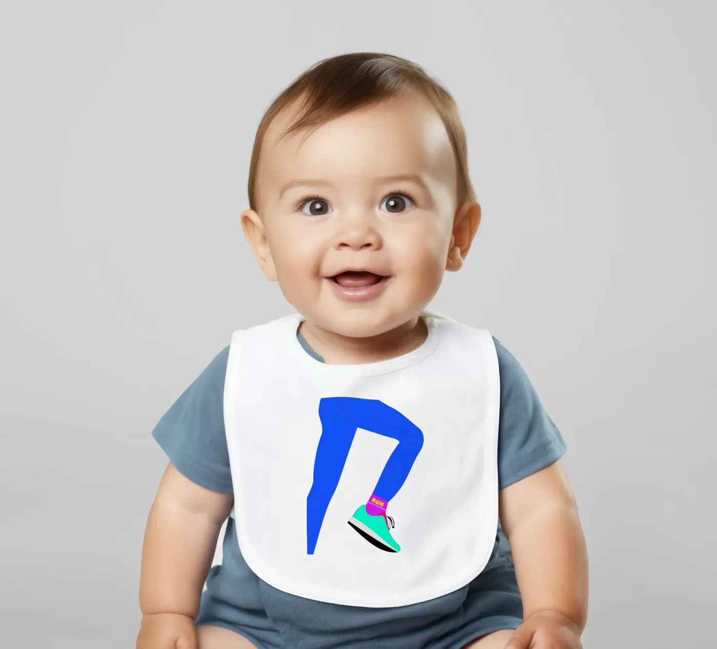 RUN baby slabbetje van FRICKE DESIGN