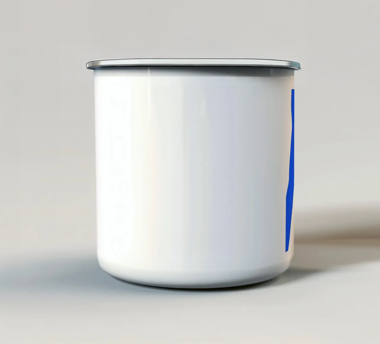 RUN. tazza in smalto da FRICKE DESIGN