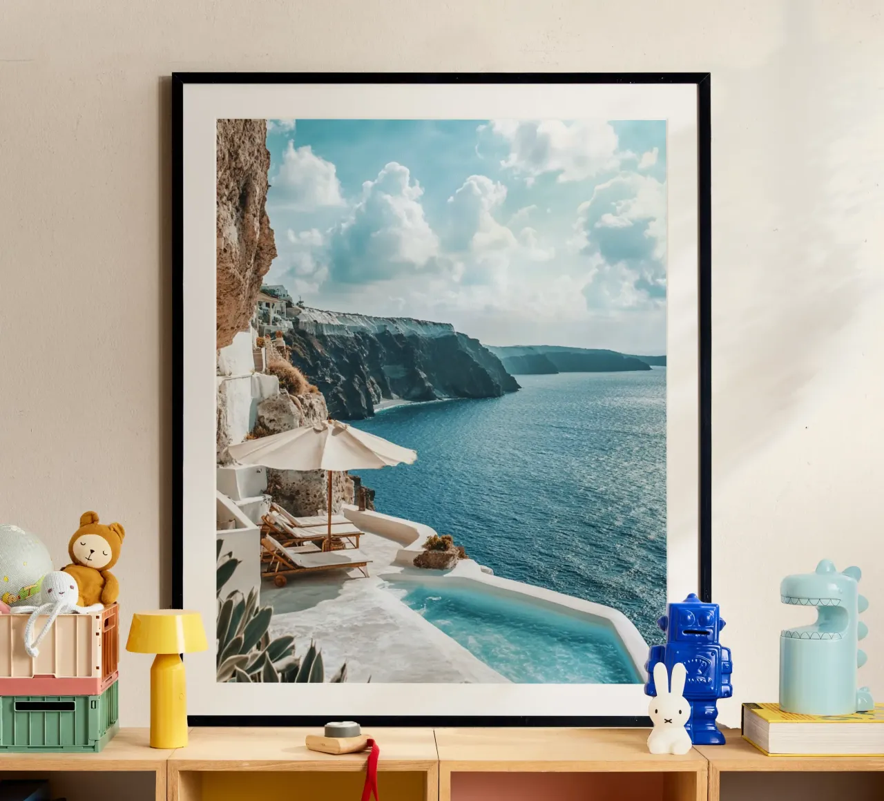 Vibrazioni di Santorini poster con telaio in plastica da PhotoVibe Decor