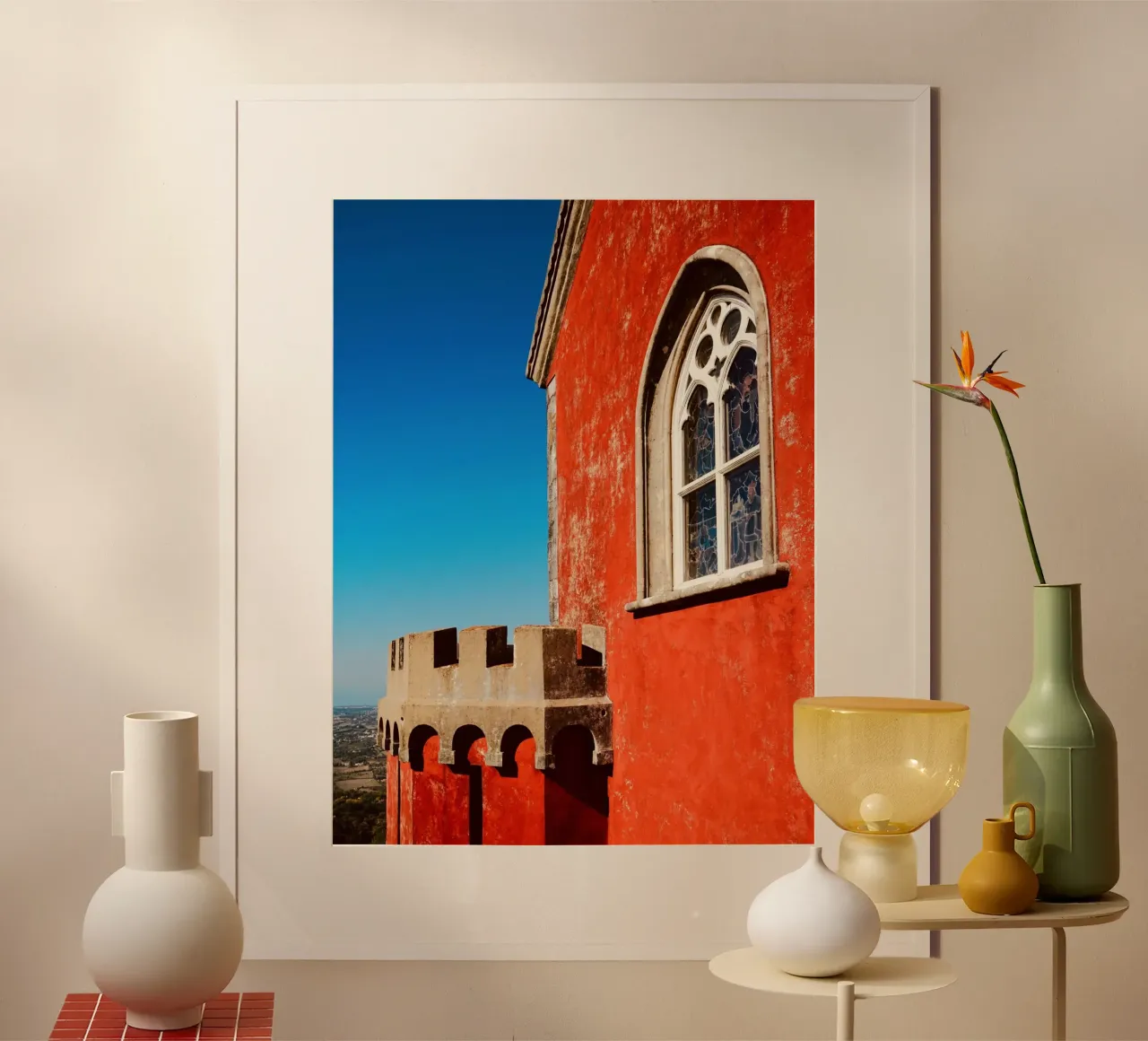Castello rosso retrò poster con telaio in legno da KISSA STUDIO