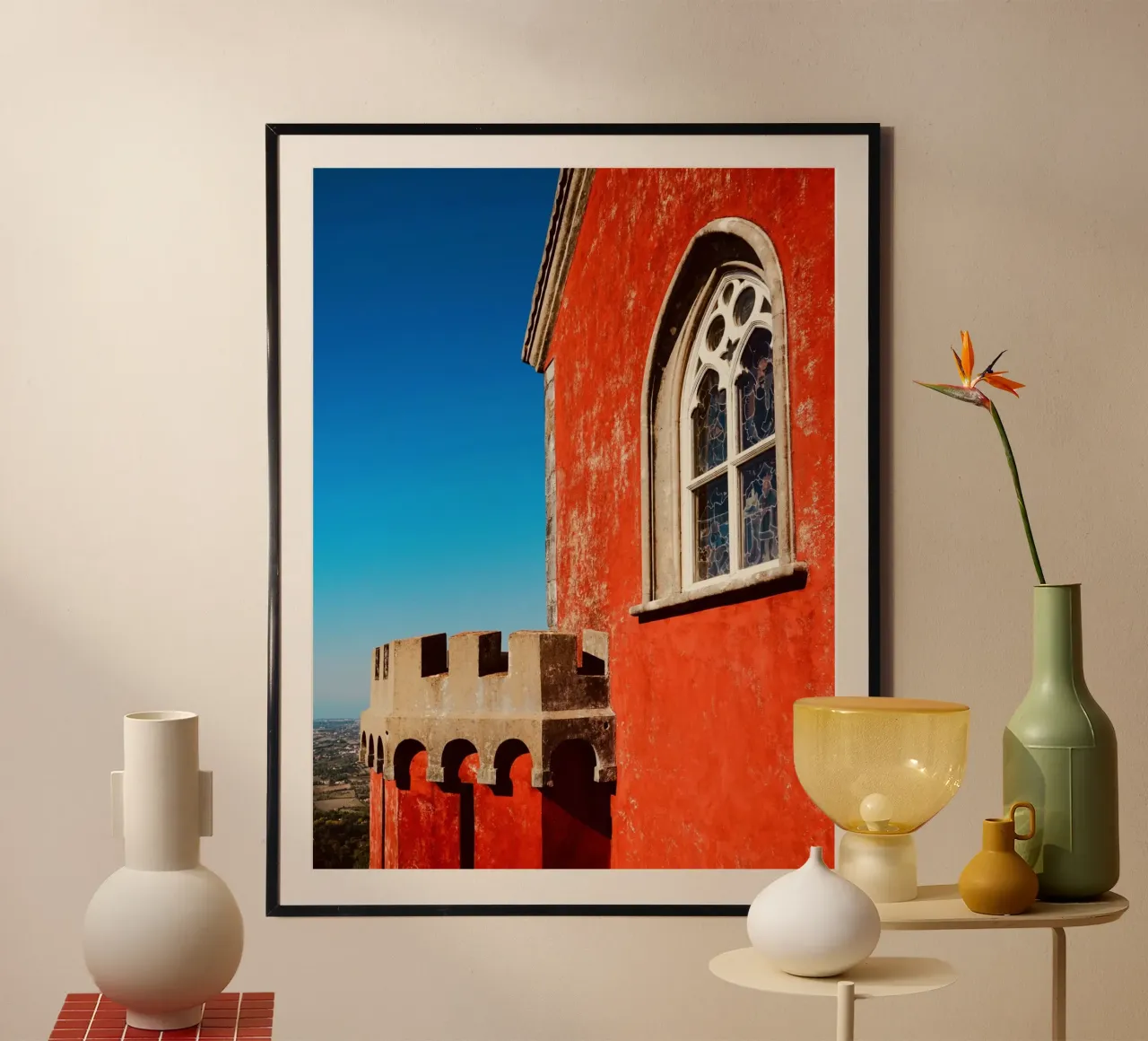 Castello rosso retrò poster con telaio in legno da KISSA STUDIO