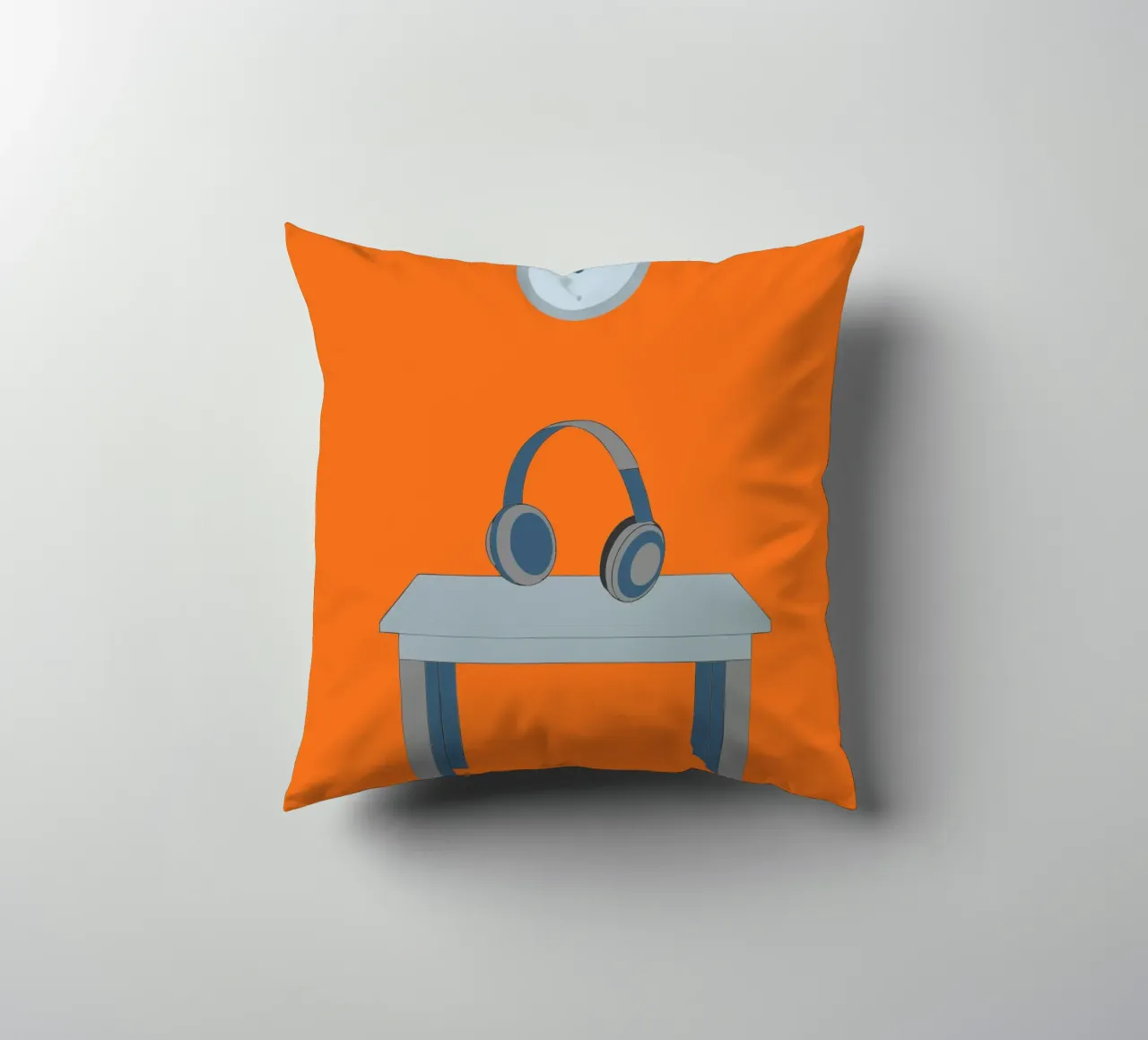 Cuffie sul tavolo cuscino da OUR SHOP