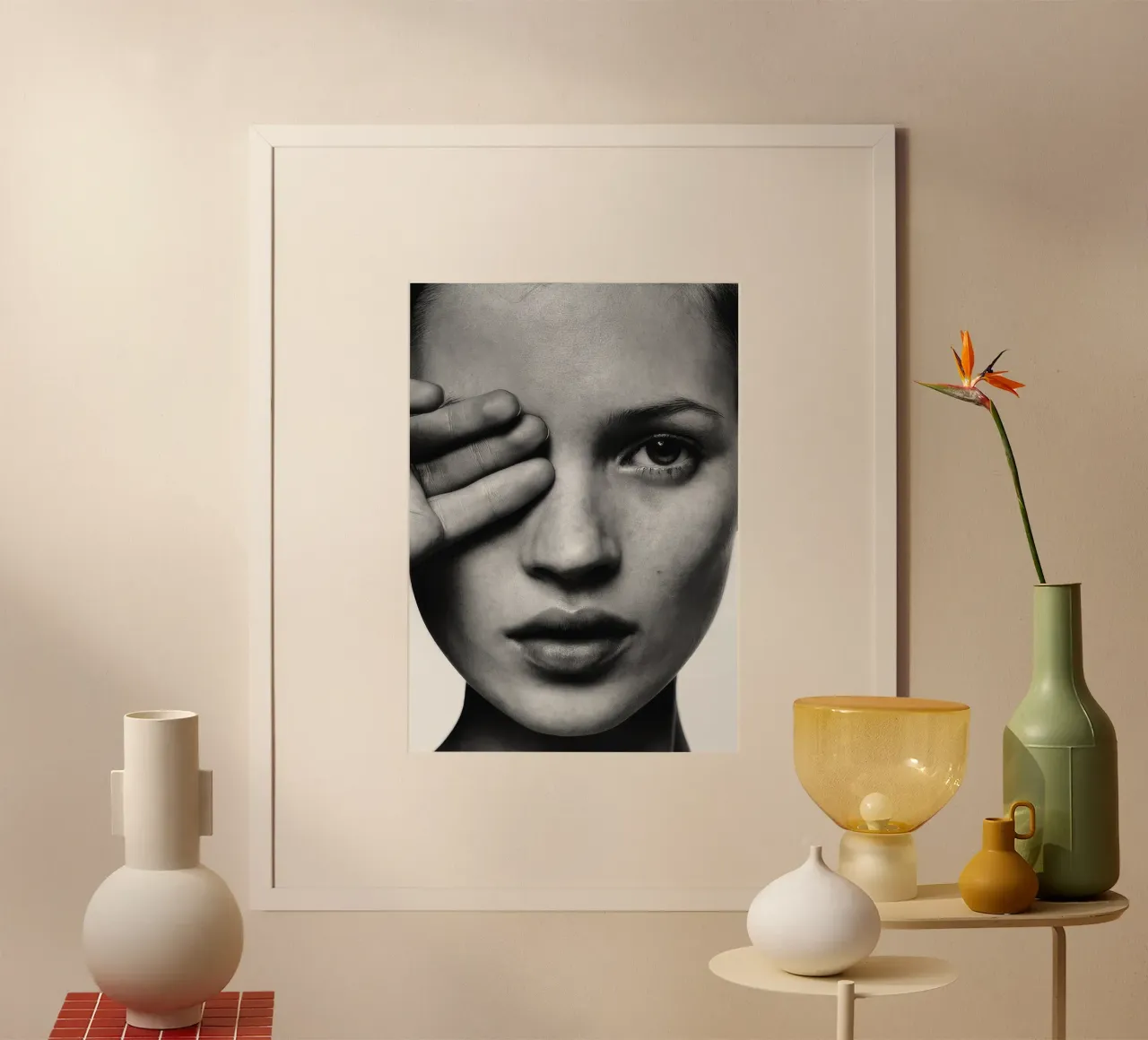 Kate Moss La vita è uno scherzo Chiudere gli occhi poster da Greatest Figure