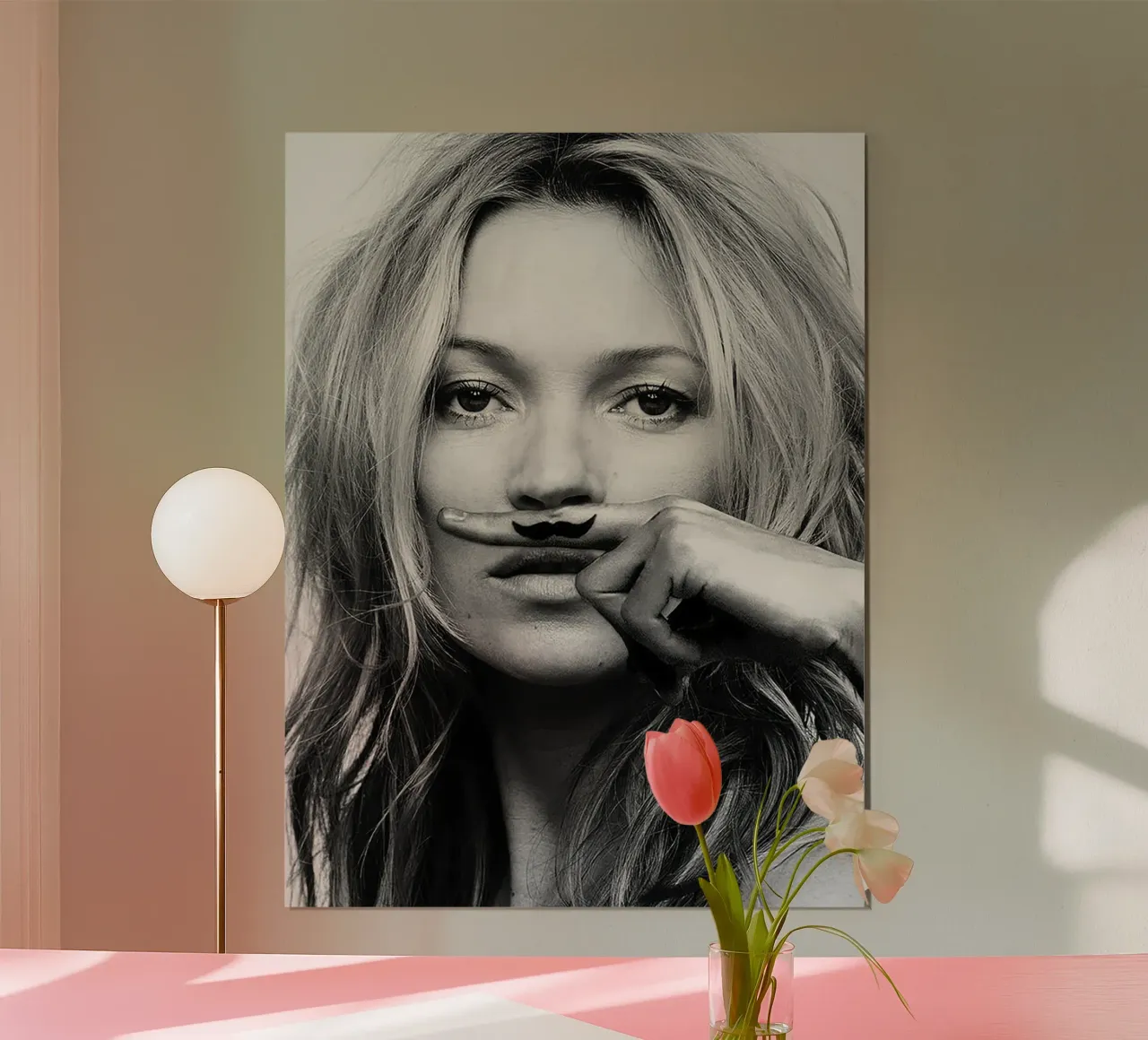 La vita di Kate Moss è uno scherzo poster da Greatest Figure