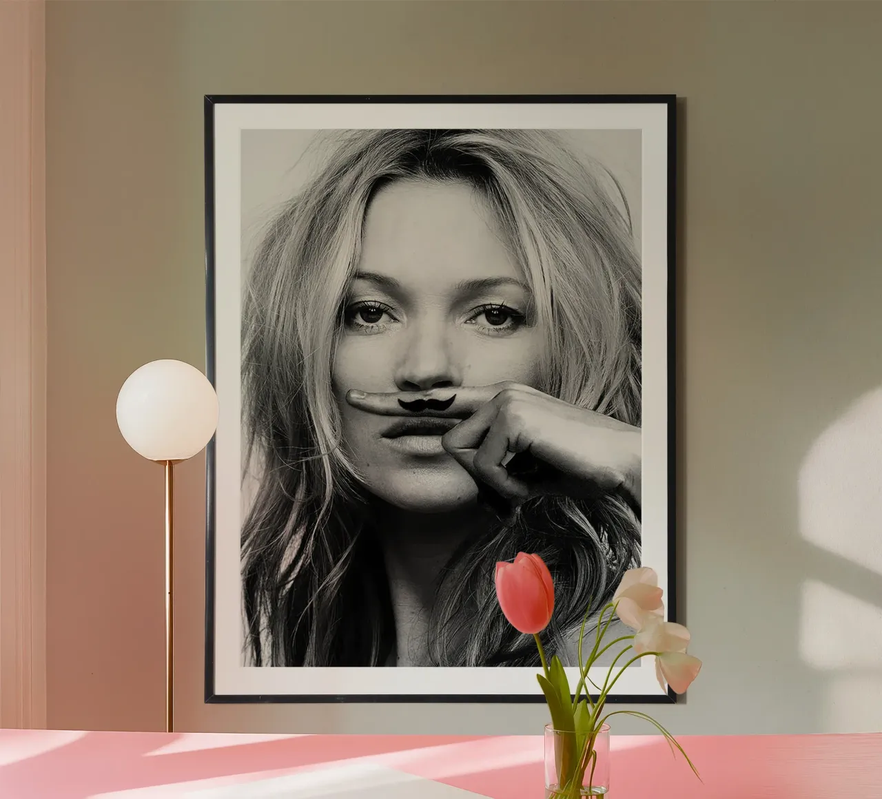 La vita di Kate Moss è uno scherzo poster da Greatest Figure