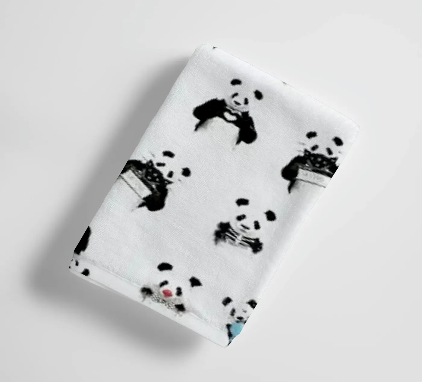 Panda Pattern badhanddoek van Balazs Solti