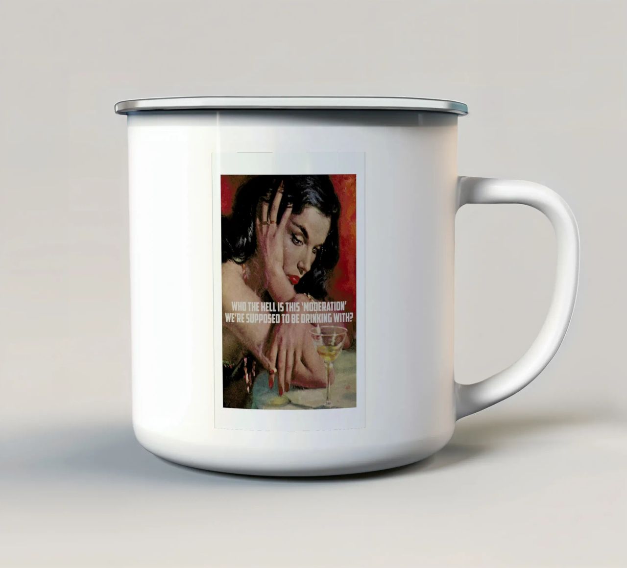 Who The Hell Is This tazza in smalto da Gallery Print and Art Limited