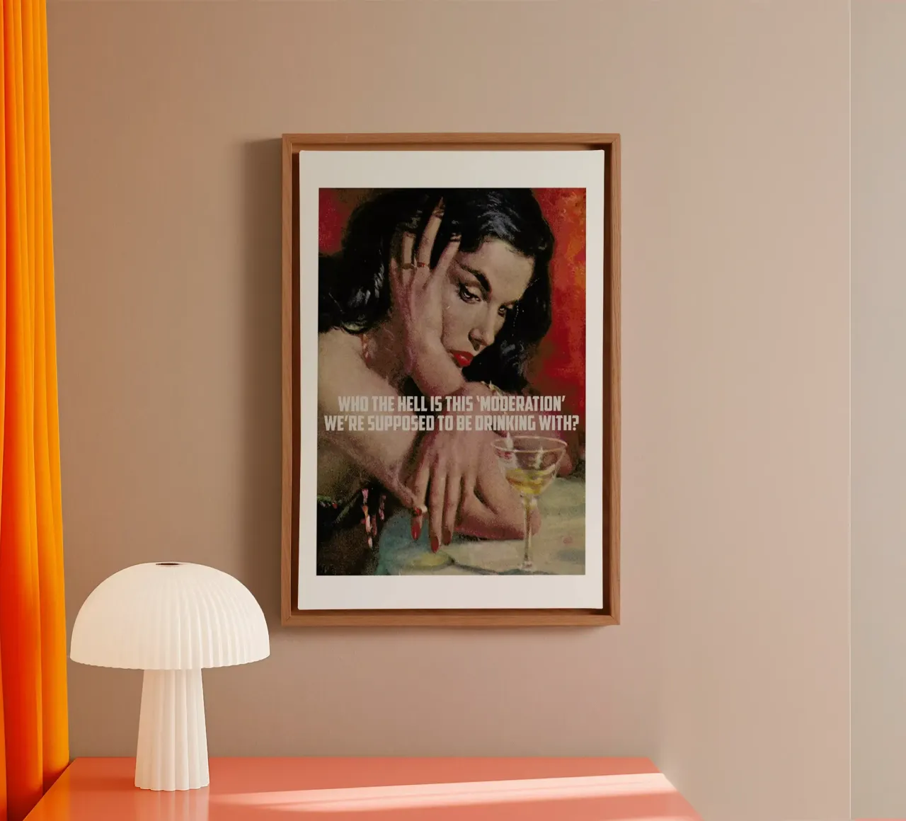 Who The Hell Is This tela con Cornice a cassetta da Gallery Print and Art Limited