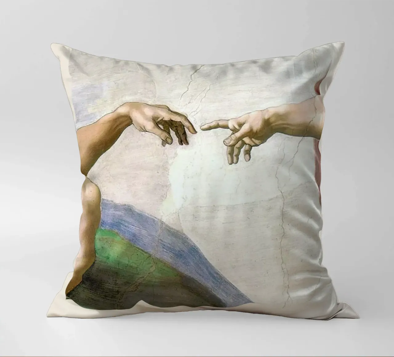 Michelangelo - The Creation of Adam cuscino da Vintage by JUNIQE