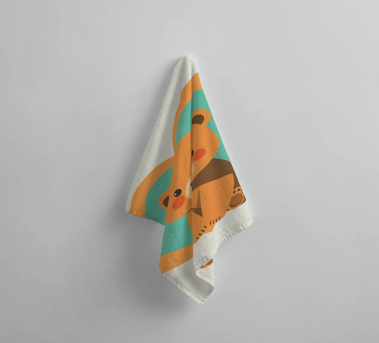 Illustration d'un ours mignon entouré de formes de cœur dans un environnement doux. serviette de bain de DesignDoodle