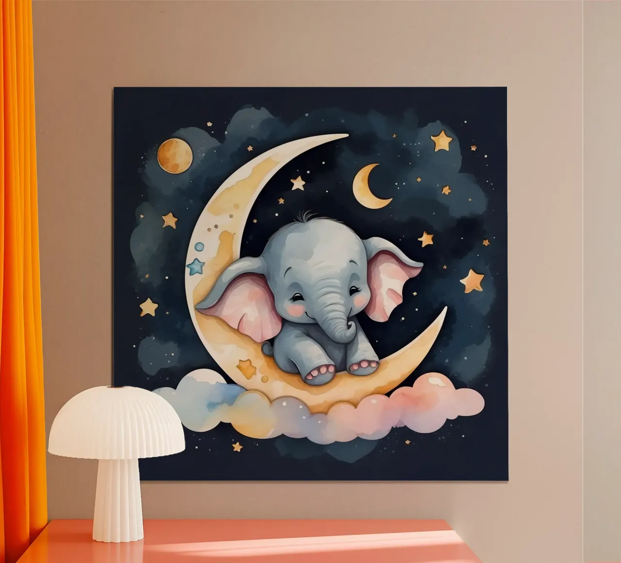 Mignon bébé éléphant se reposant sur un croissant de lune poster avec cadre en aluminium de DesignDoodle