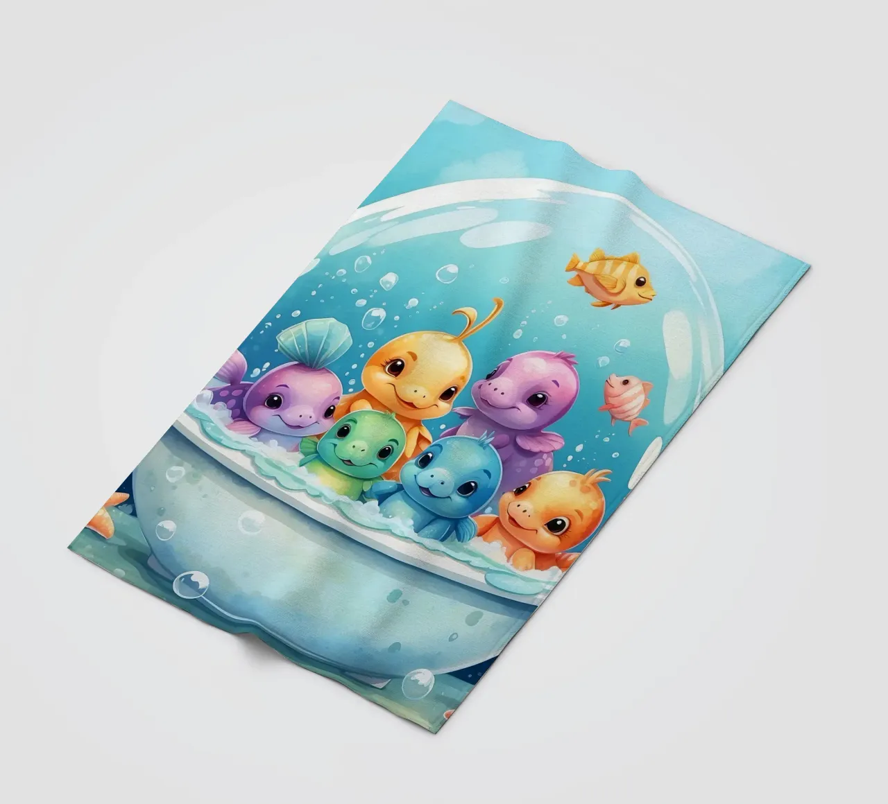 Simpatiche creature acquatiche in un bagno di schiuma con pesci colorati coperta in pile da DesignDoodle