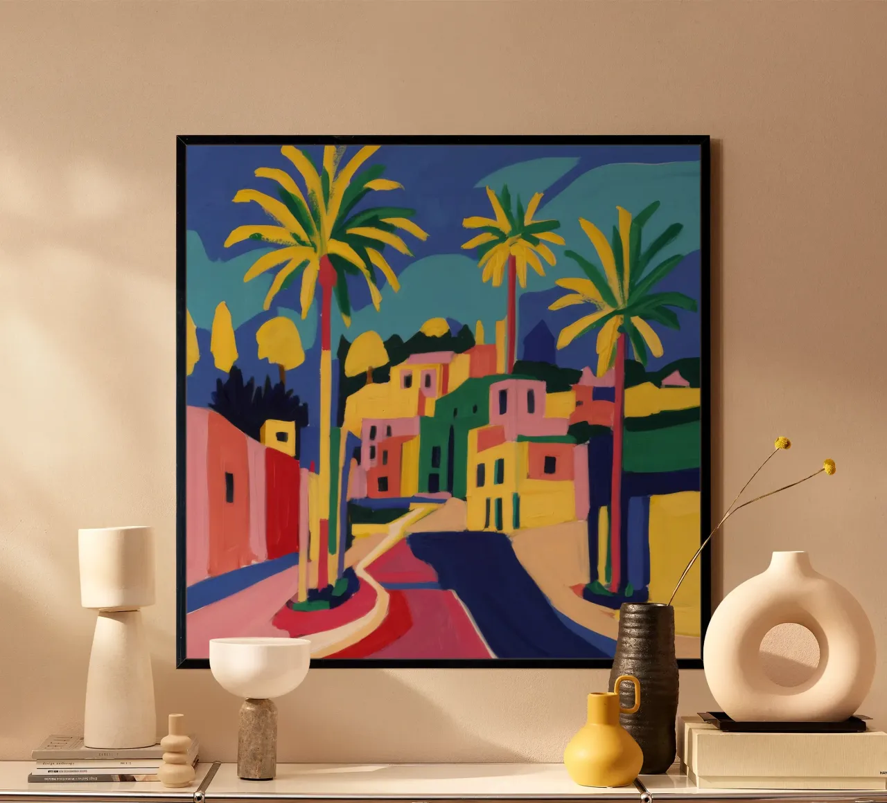 Strada tropicale verso il mare poster con telaio in legno da Jasper Rune