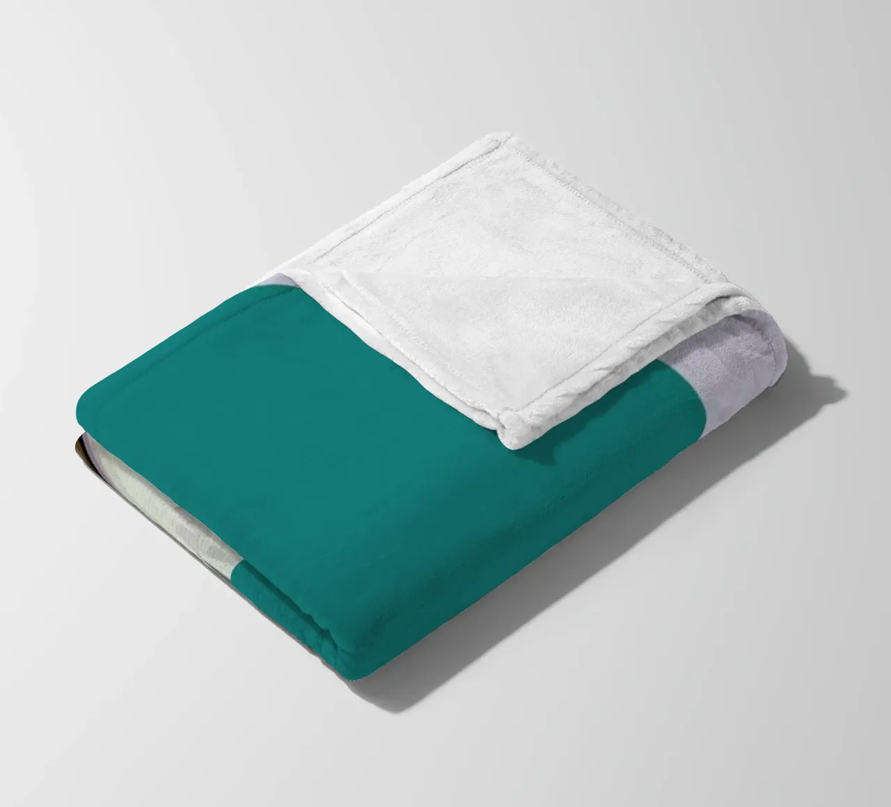 Turquoise fleece blanket by Tapio Mömmö
