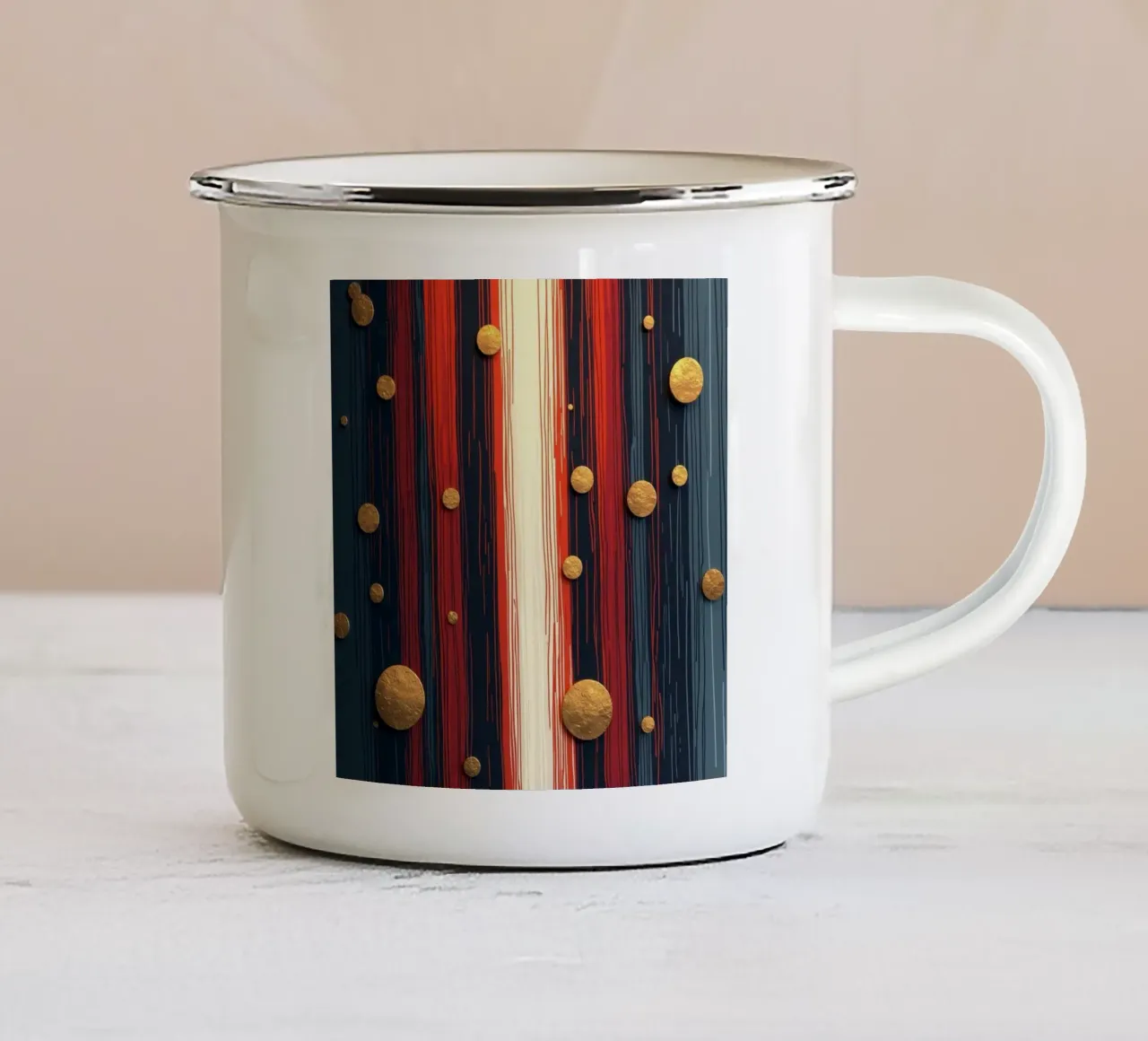 Orbite d'oro strutturate su un blu profondo striato tazza in smalto da Artistic-shop