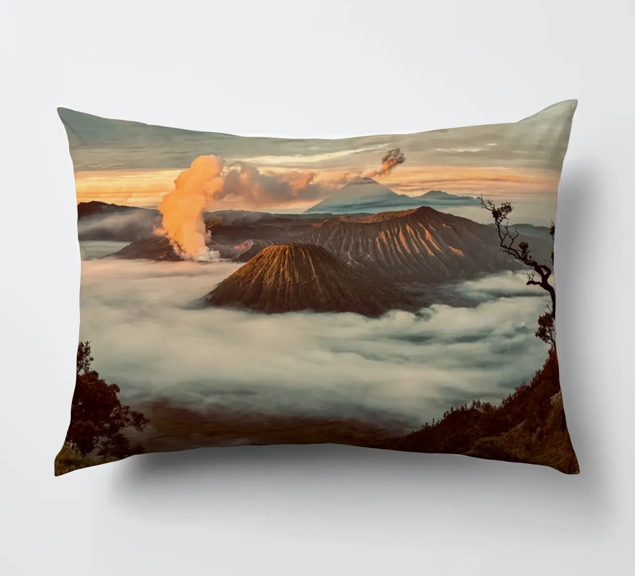 montagne vulcaniche cuscino da Earthly Visions