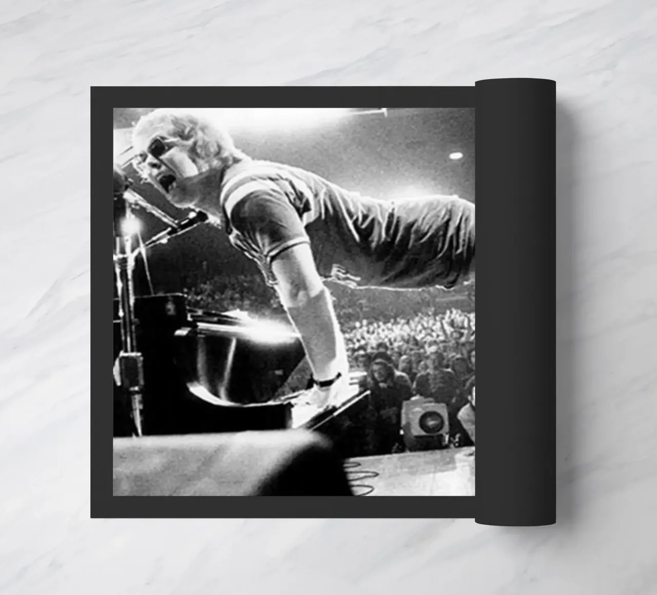 Frestyle Elton John Concert Black And White zerbino da fardanjadex
