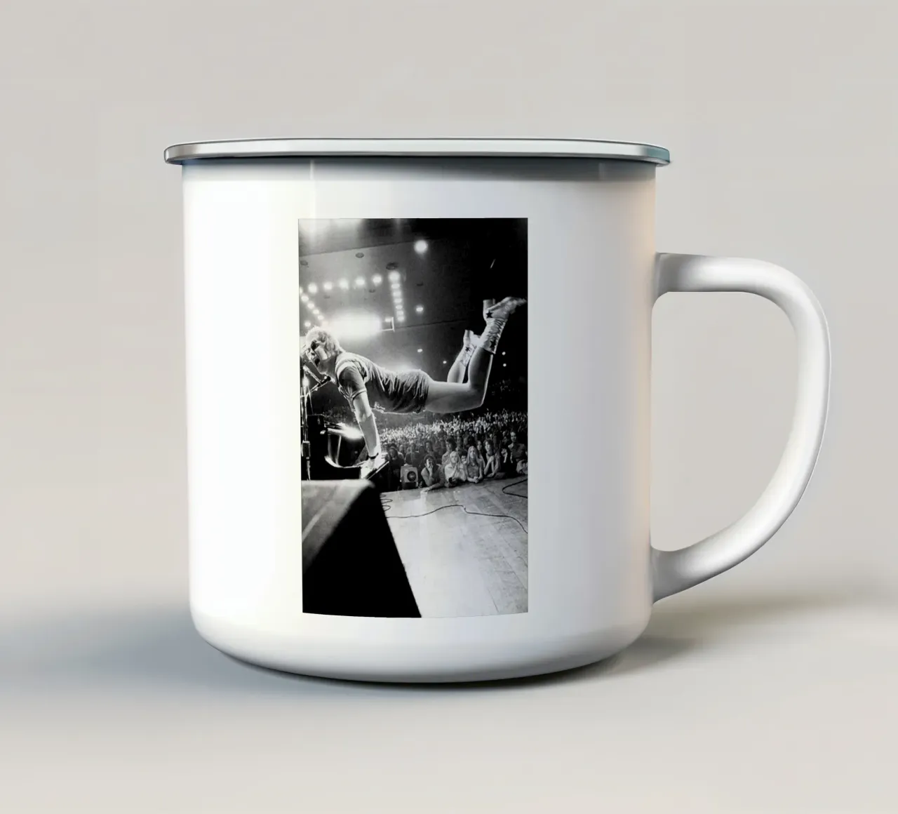 Frestyle Elton John Concert Black And White tazza in smalto da fardanjadex