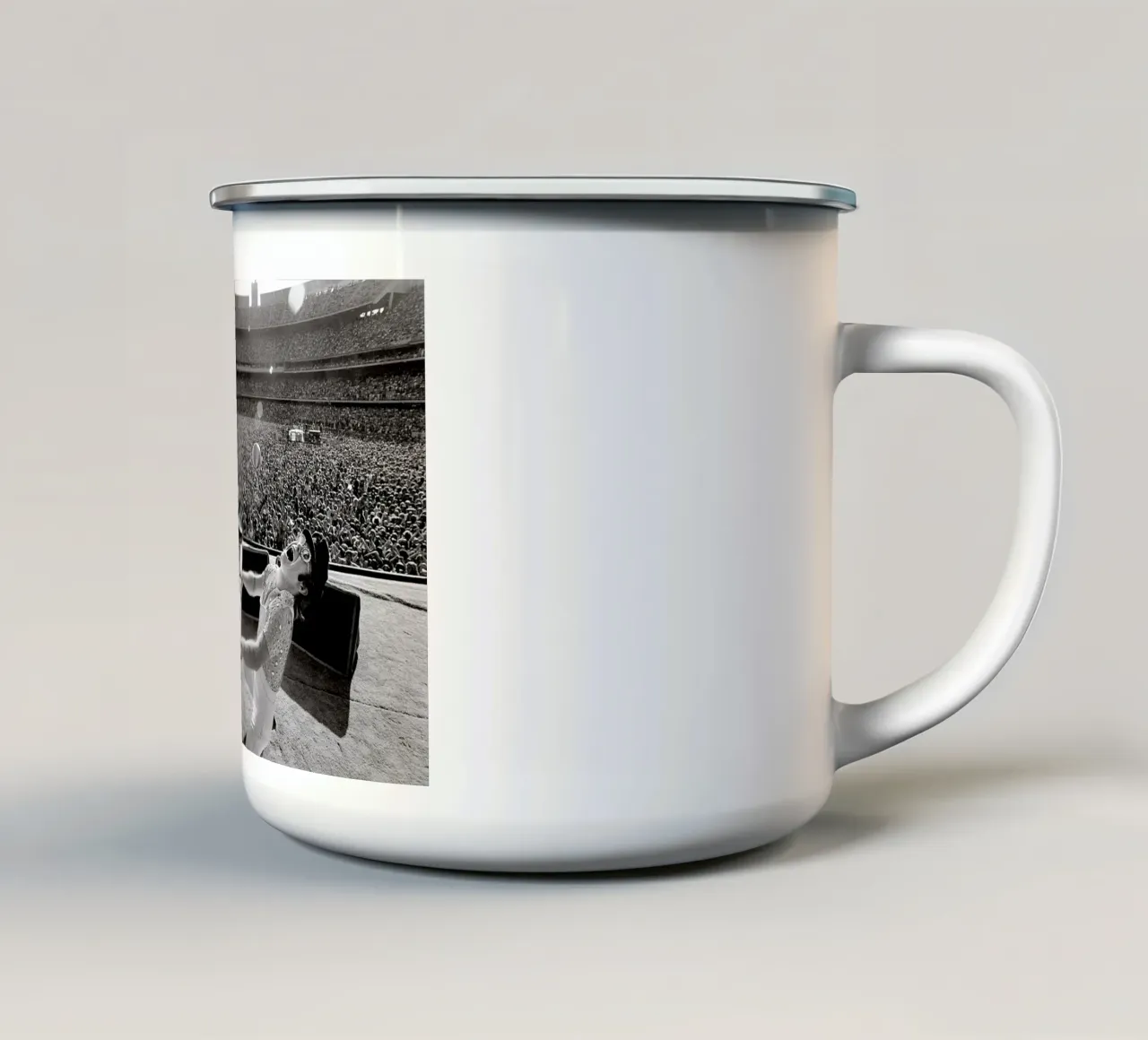 Black And White Live Concert Elton John In Stadium tazza in smalto da fardanjadex