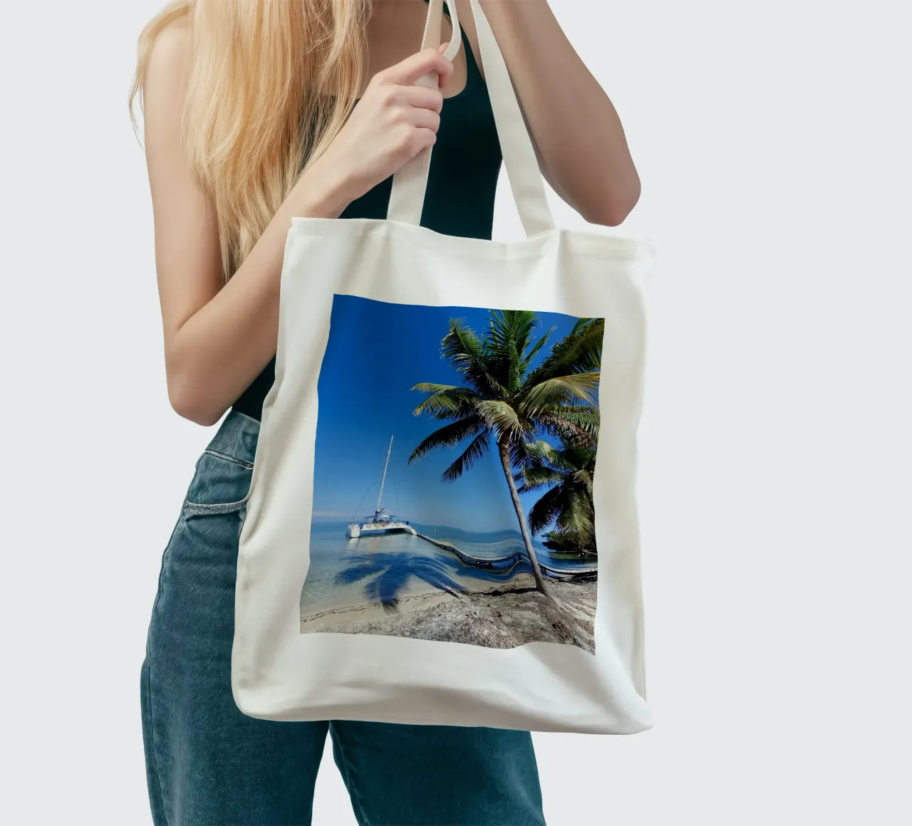 Island in the Caribbean, Cuba, motif 1 tote bag by ZAMART - Fotografie