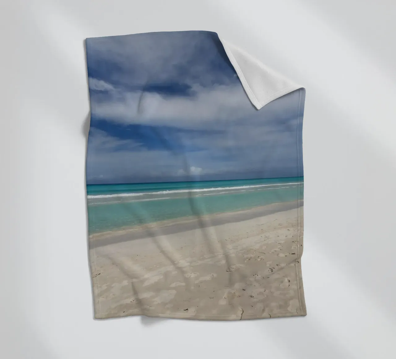 Beach on the Atlantic, motif 1 fleece blanket by ZAMART - Fotografie