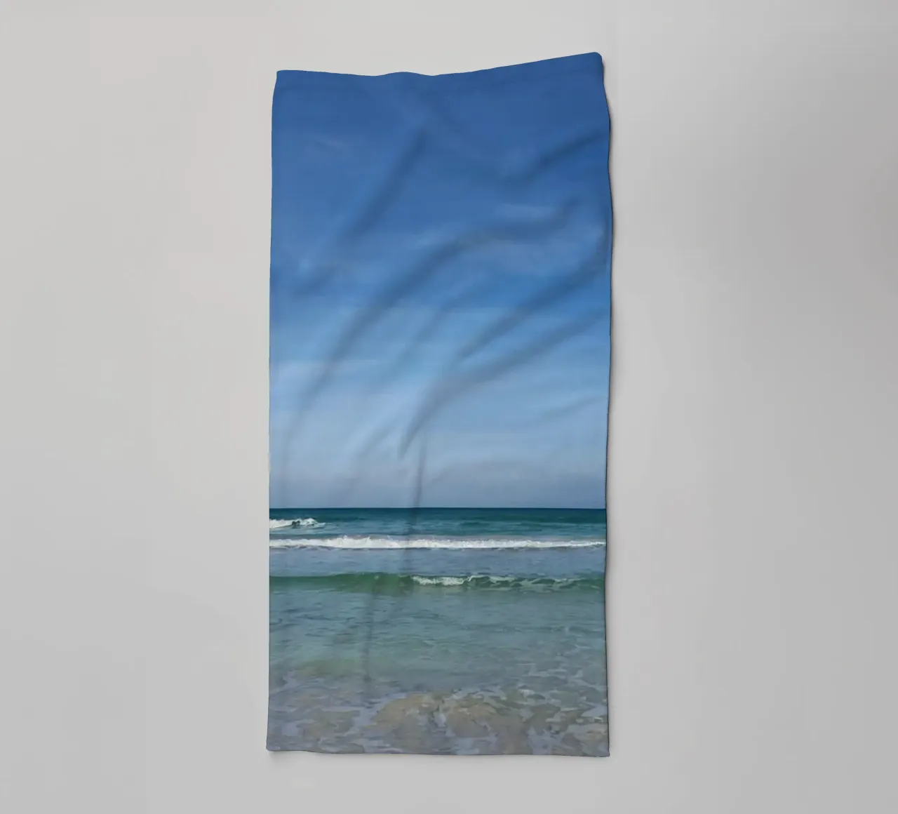 Beach on the Atlantic, motif 8 towel by ZAMART - Fotografie