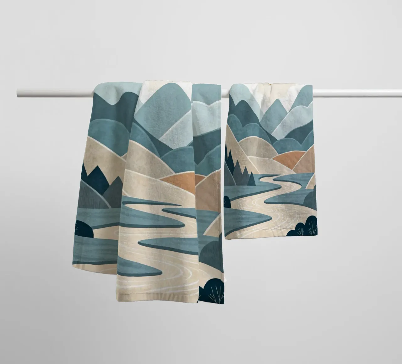 Coucher de soleil serein sur la montagne et la rivière serviette de bain de Artistic-shop