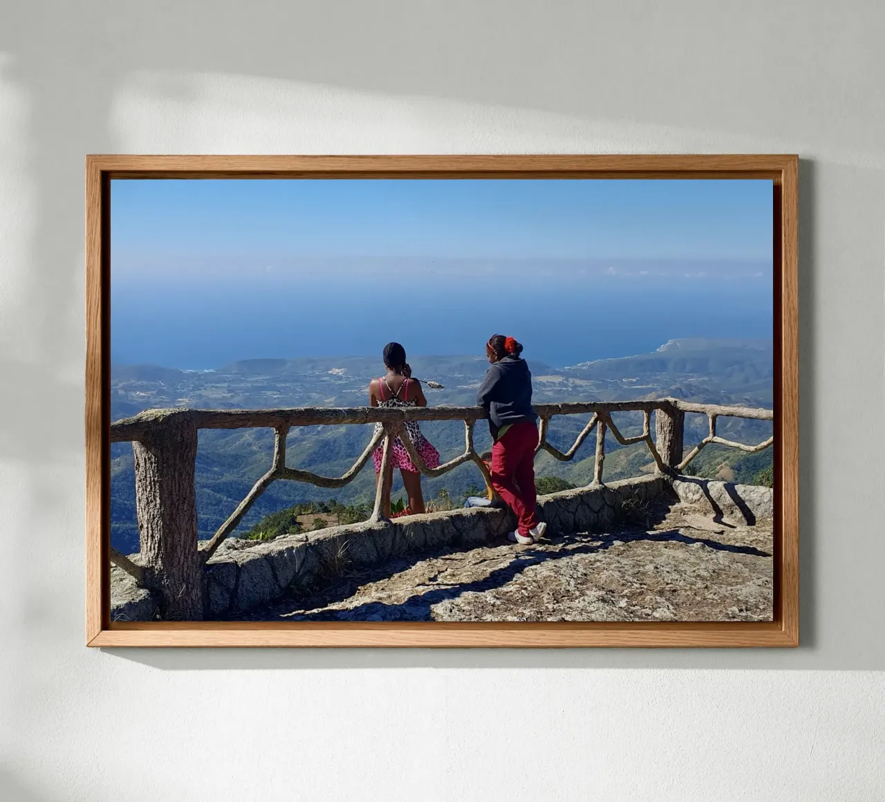 Travelling in Cuba, motif 2 - Photography canvas with Floater frame by ZAMART - Fotografie