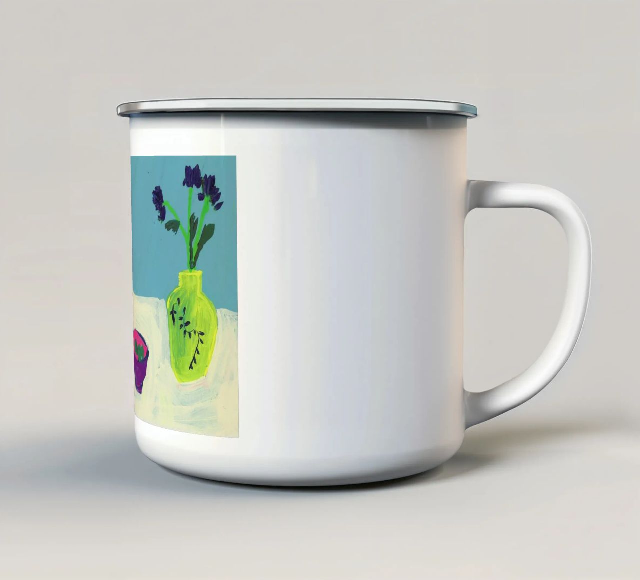 Still Life On Cream Table tazza in smalto da Sonia Brittain