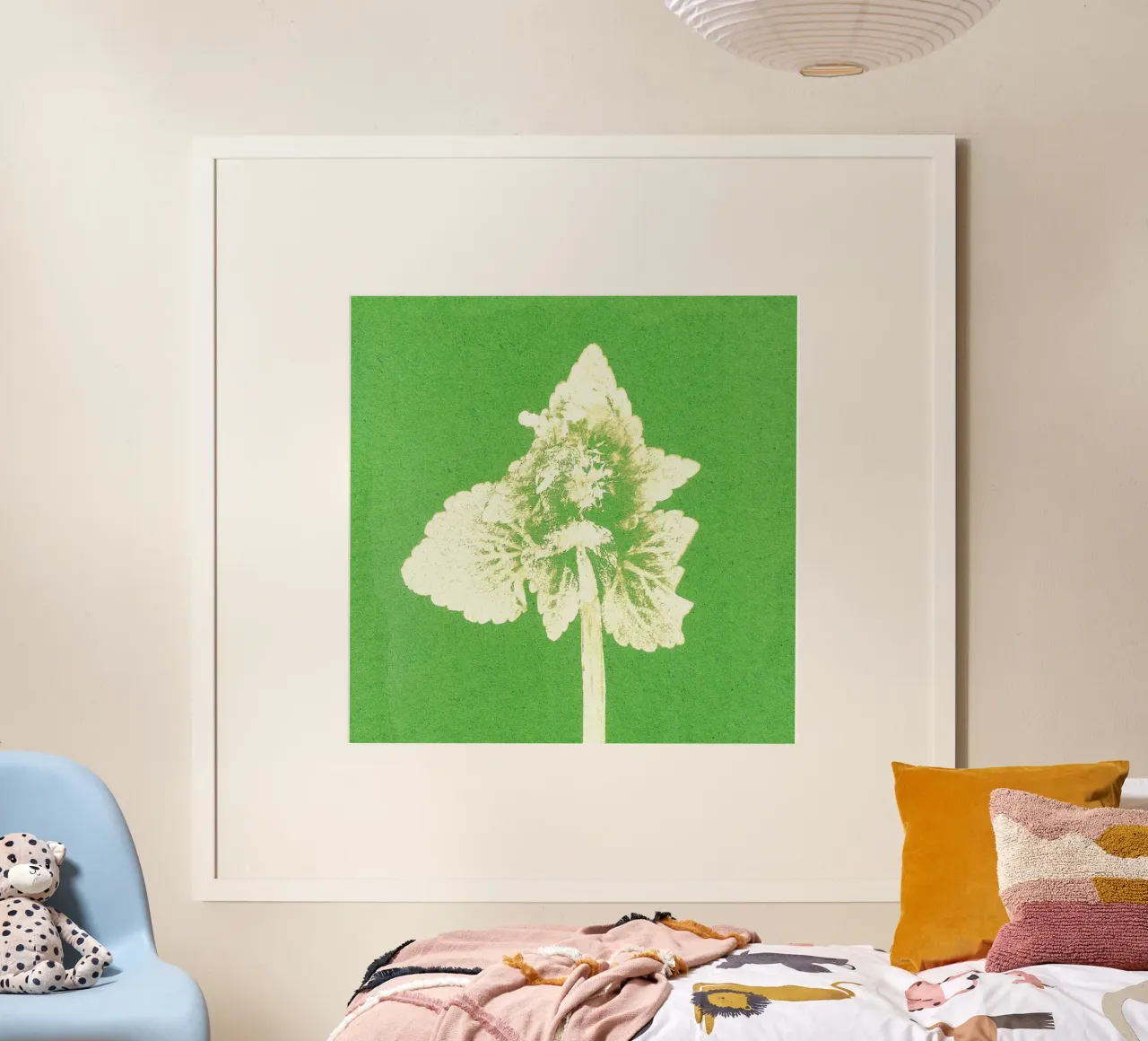 Botanical Impressions | Lamium purpureum v2 poster con telaio in legno da Ivona Maris