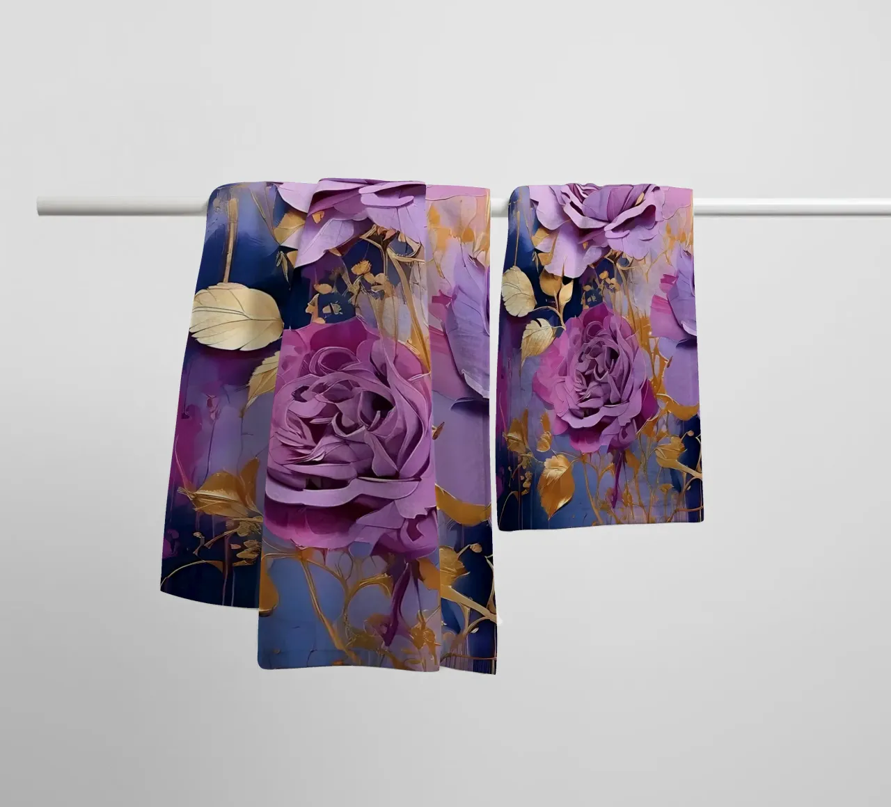 Rosen_gold_lila_2 asciugamano da bagno da Farb- und Blütenzauber by LK
