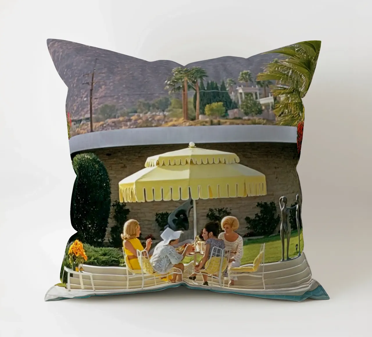 Scenario a bordo piscina - Slim Aarons cuscino da Chrisvintage