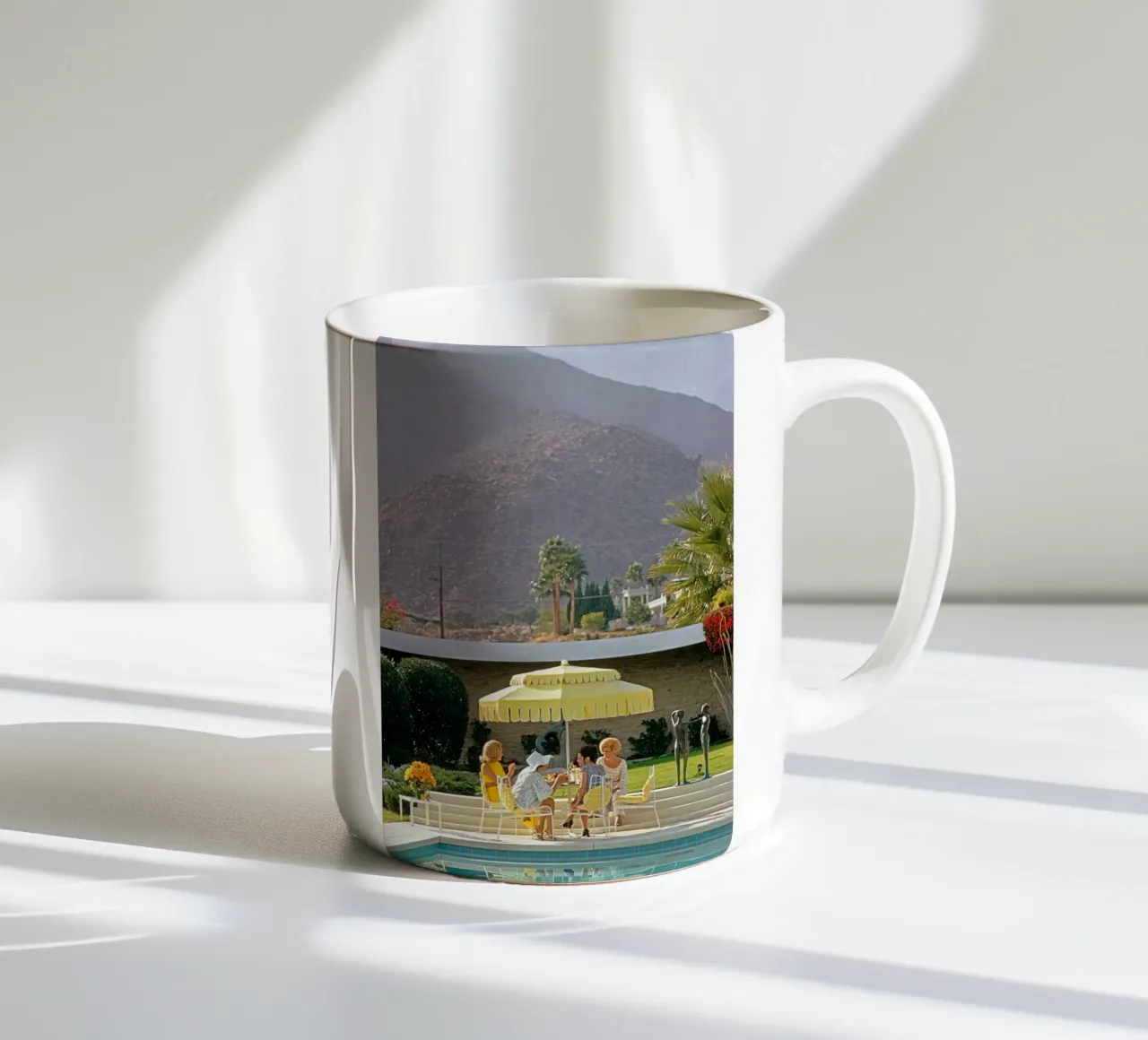 Scenario a bordo piscina - Slim Aarons tazza in ceramica da Chrisvintage