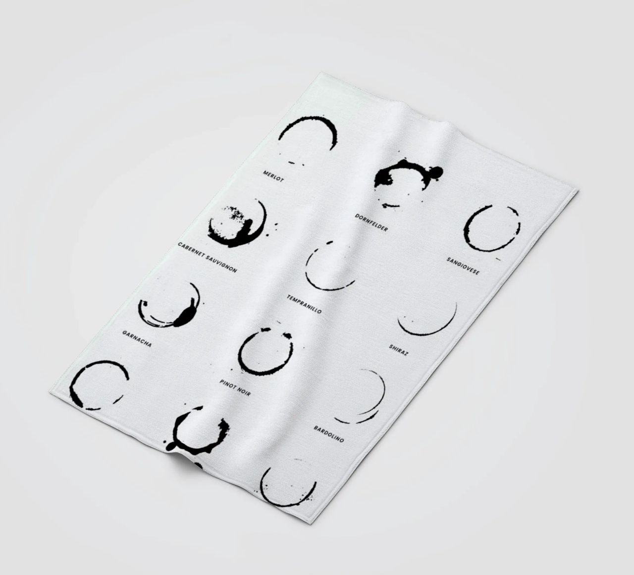 Wine Chart coperta in pile da daylight design studio