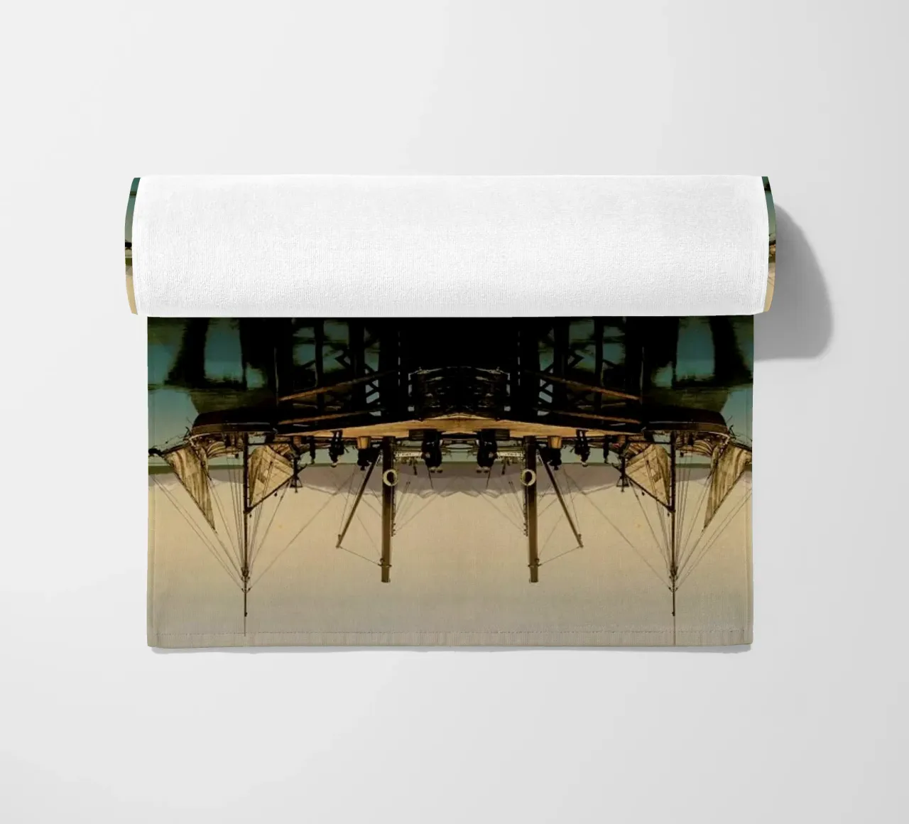 Ship telo mare da The Gently Unfurling Sneak